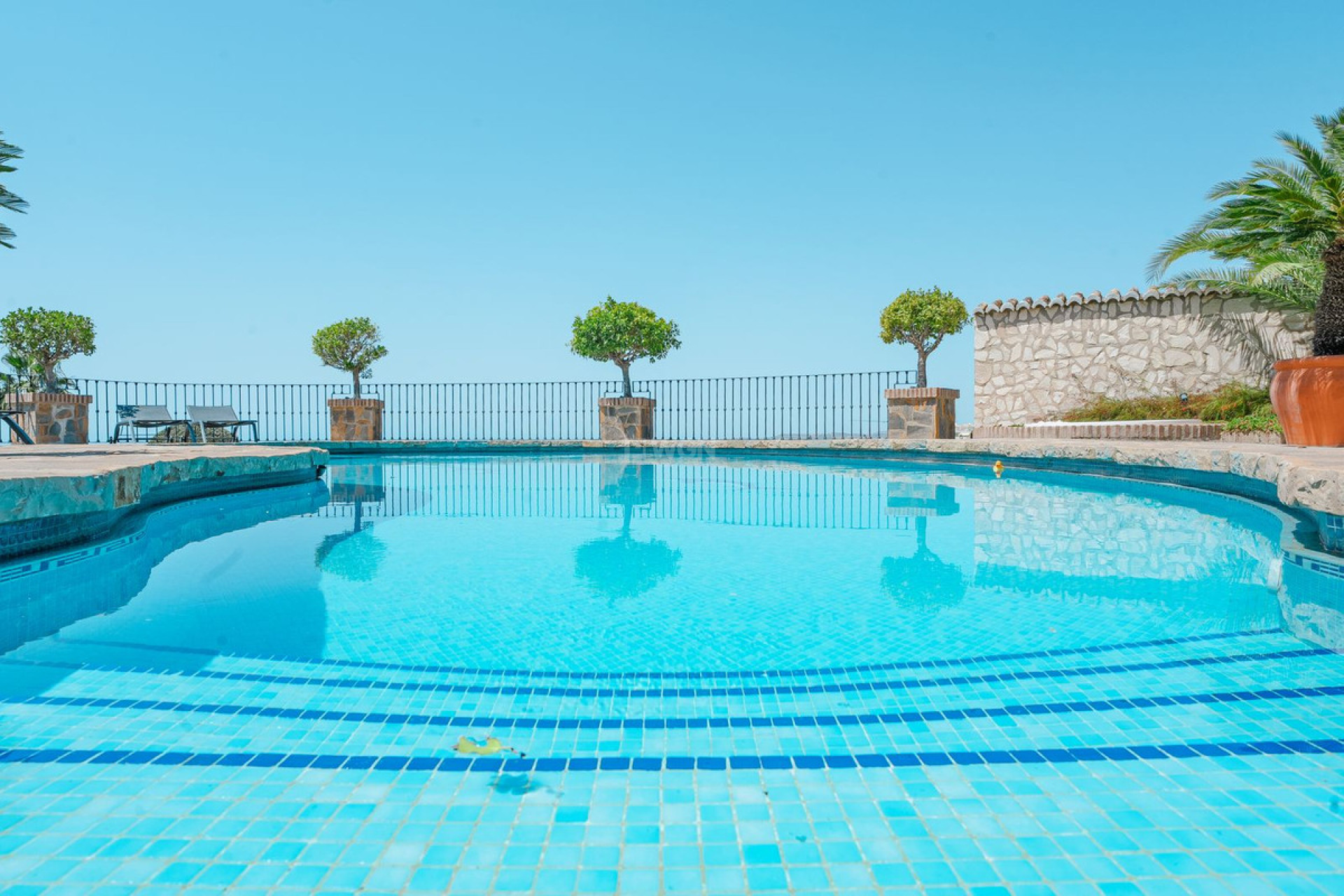 Resale - Villa - La Capellania - Inland