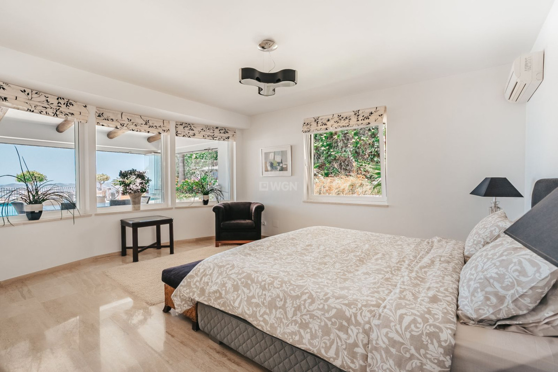 Resale - Villa - La Capellania - Inland