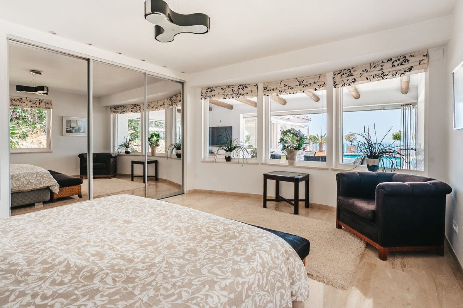 Resale - Villa - La Capellania - Inland