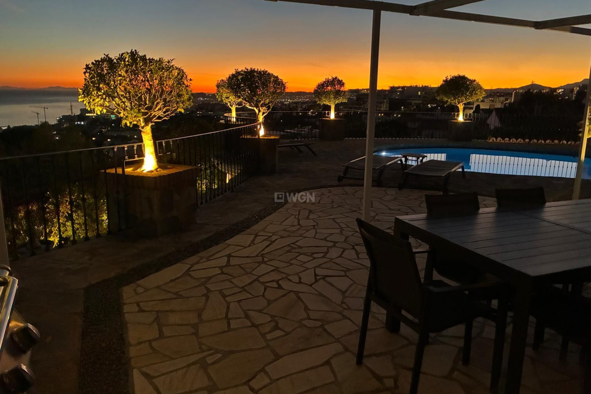 Resale - Villa - La Capellania - Inland