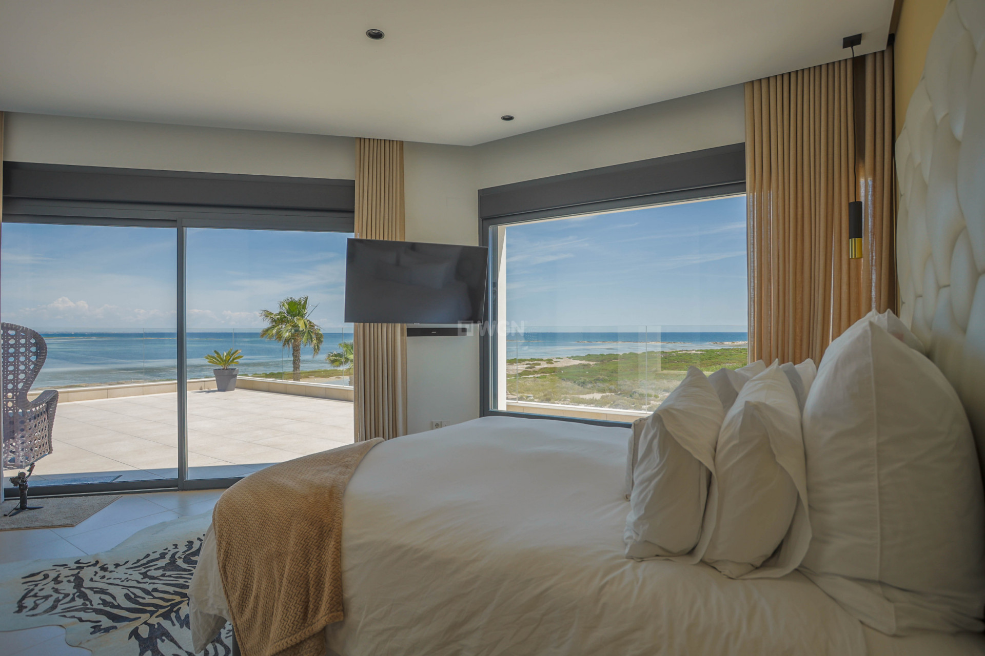 Resale - Villa - La Manga del Mar Menor - Costa Calida