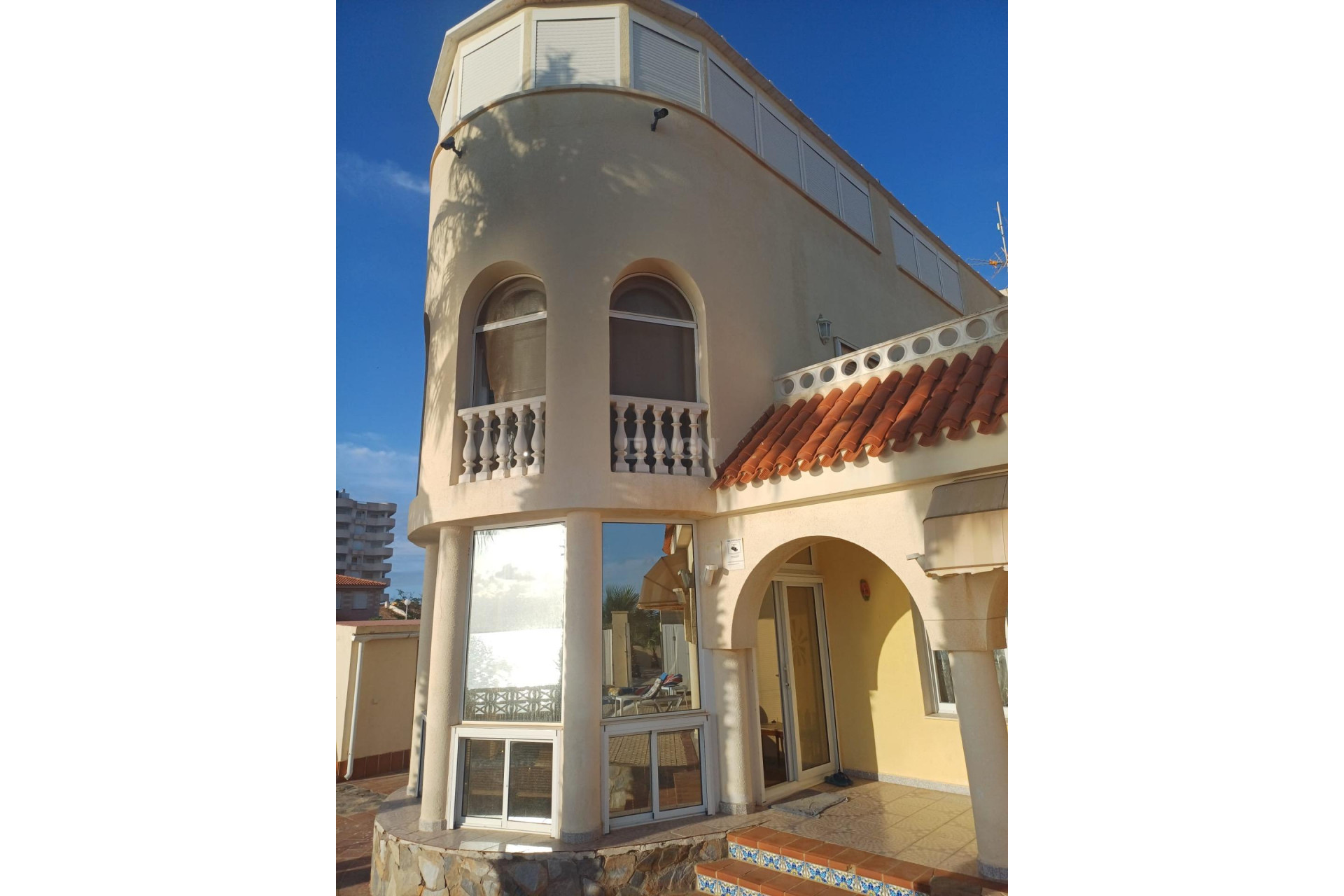 Resale - Villa - La Manga del Mar Menor - Veneziola