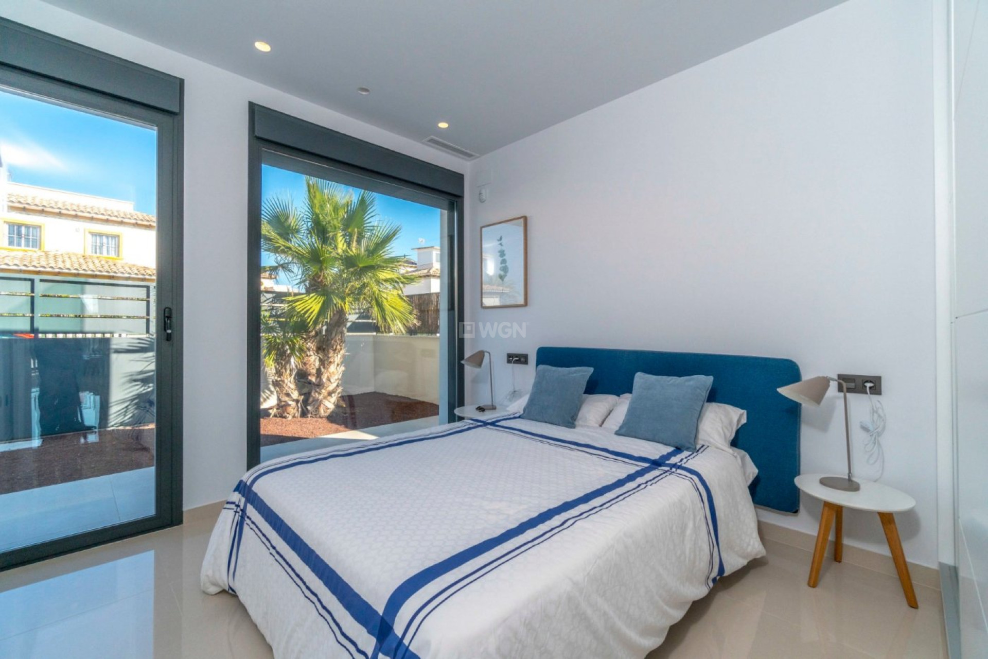 Resale - Villa - La Marina - Costa Blanca