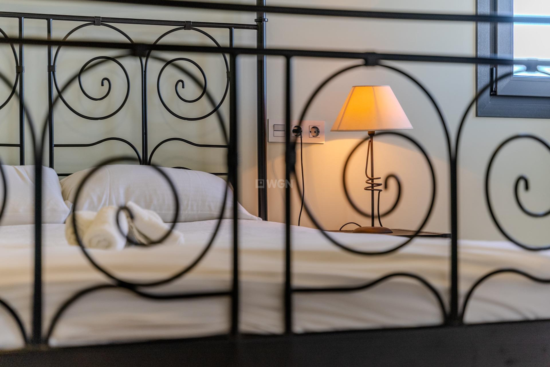 Resale - Villa - La Marina