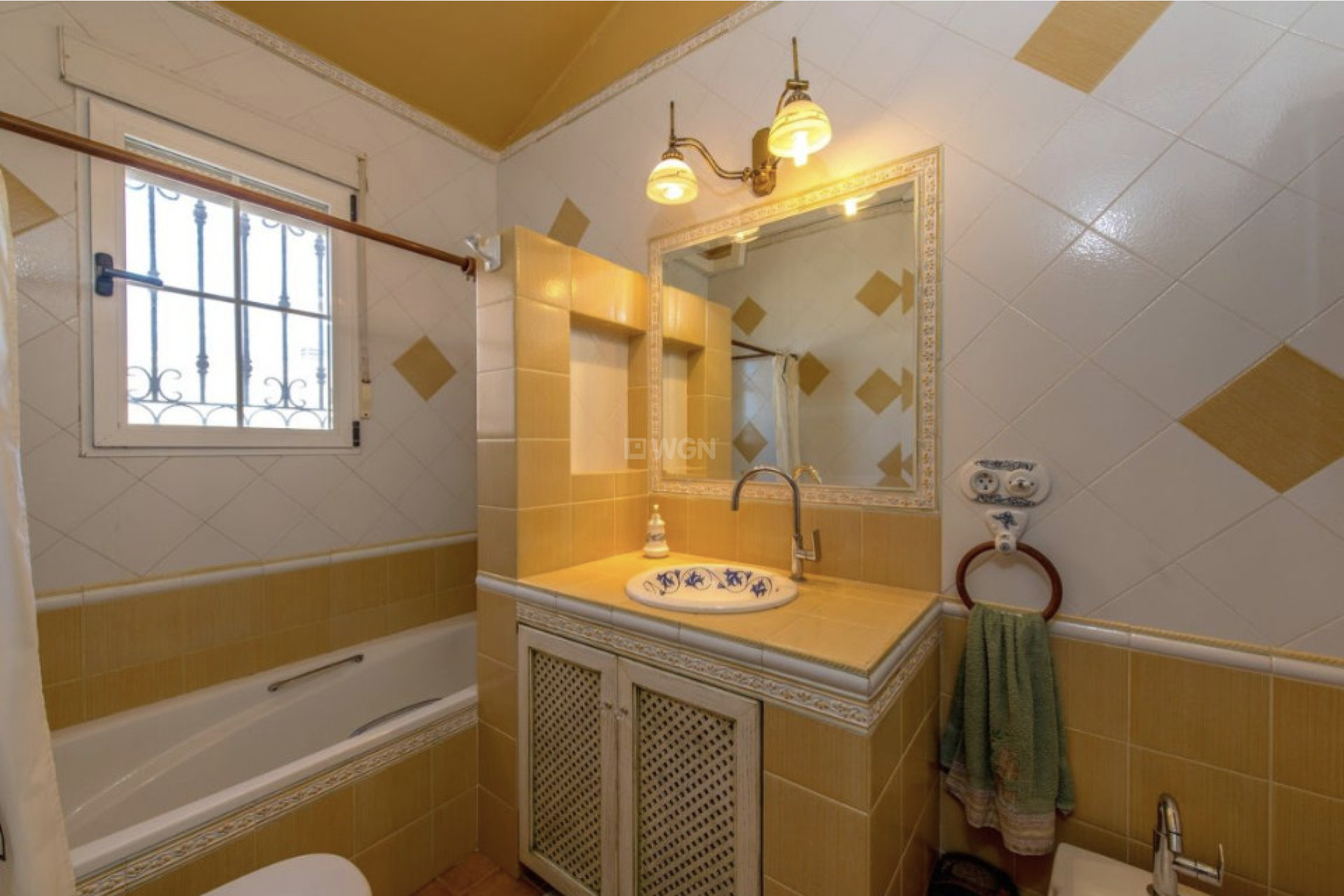 Resale - Villa - La Mata - Costa Blanca