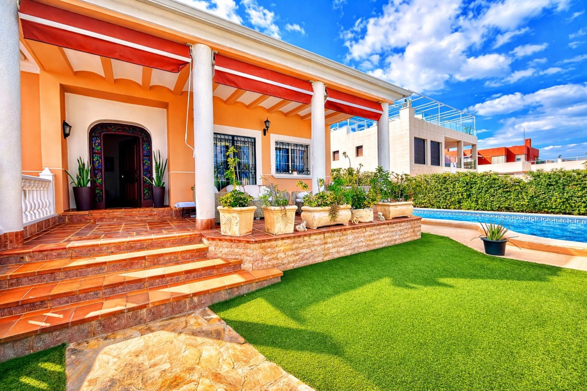 Resale - Villa - La Mata - Costa Blanca