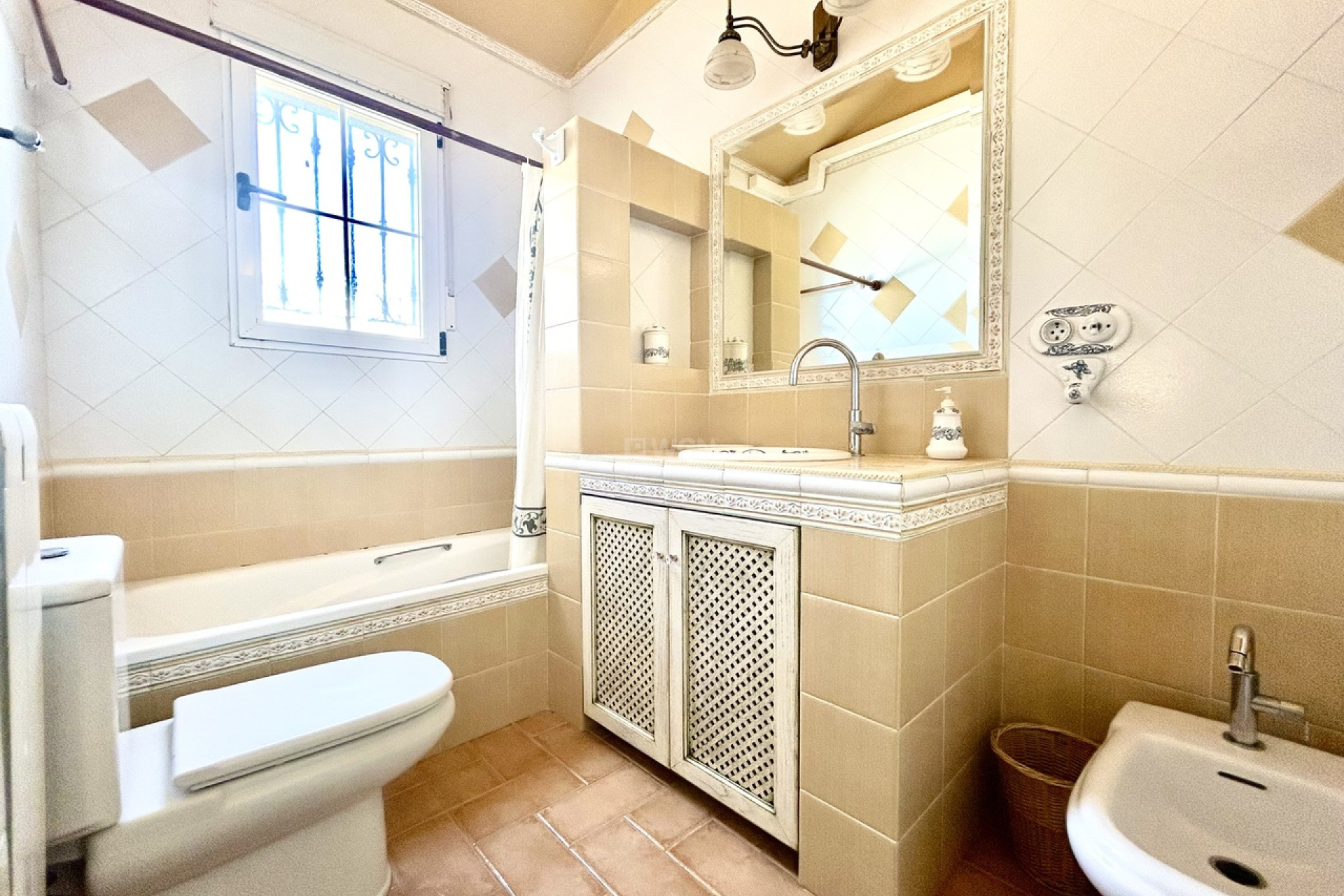 Resale - Villa - La Mata - Costa Blanca