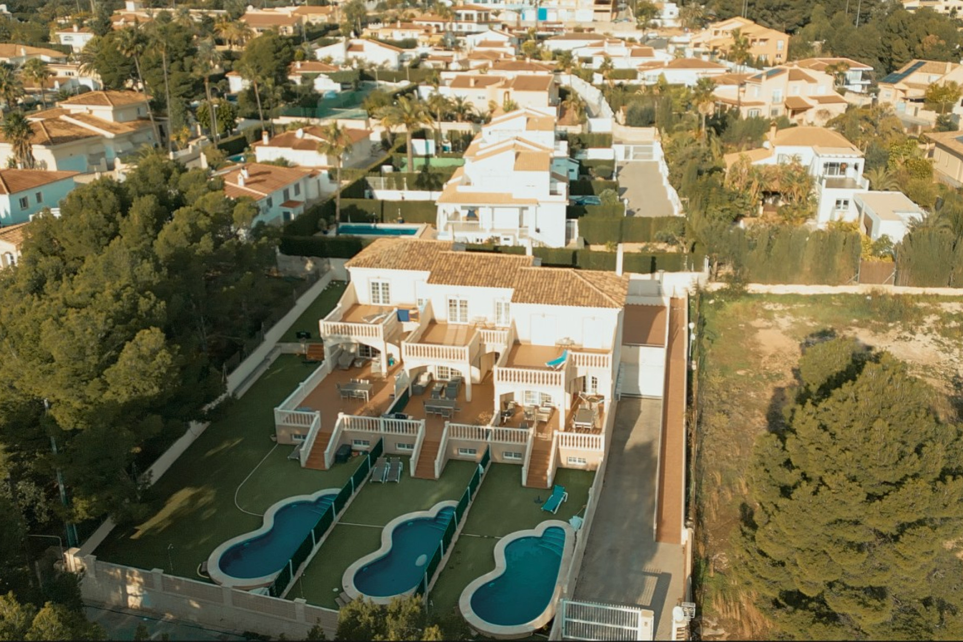 Resale - Villa - La Nucía - Costa Blanca