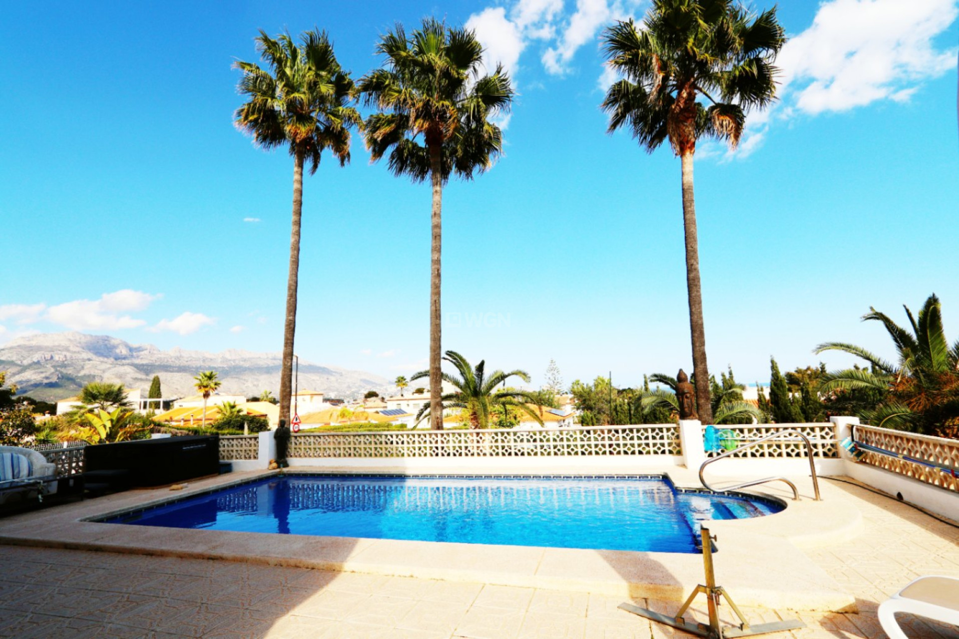 Resale - Villa - La Nucía - Costa Blanca