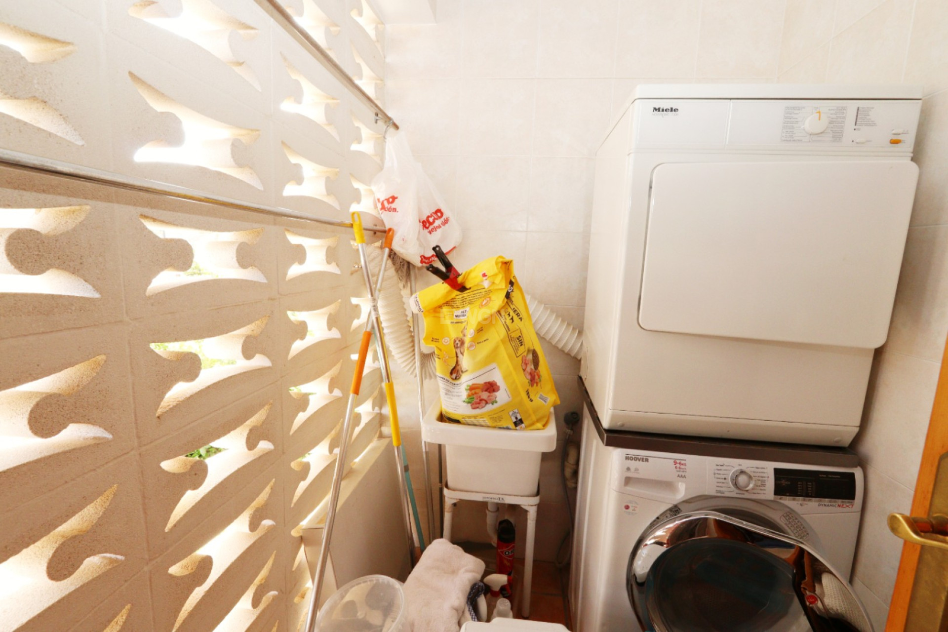 Resale - Villa - La Nucía - Costa Blanca