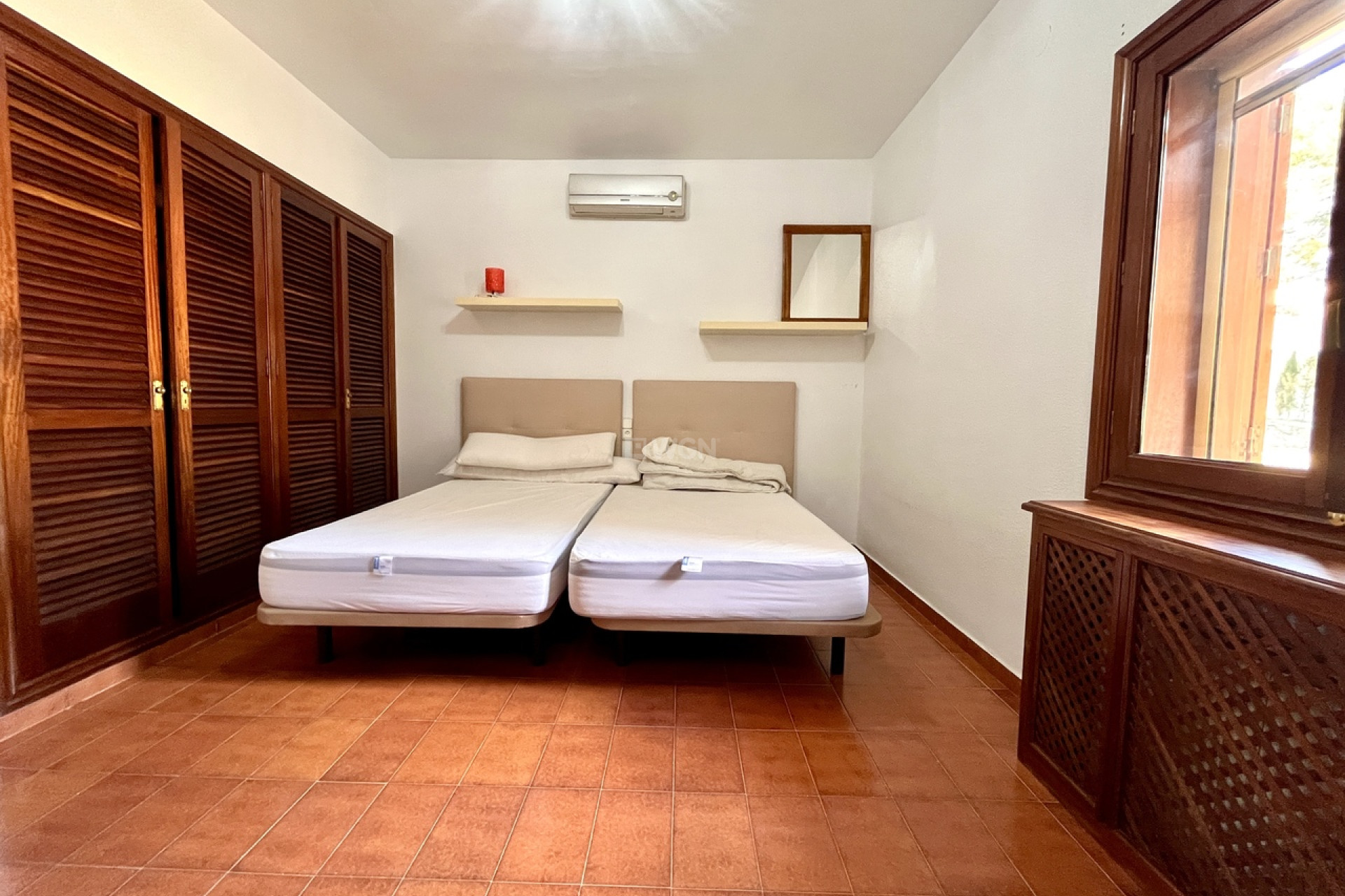 Resale - Villa - La Nucía - Costa Blanca