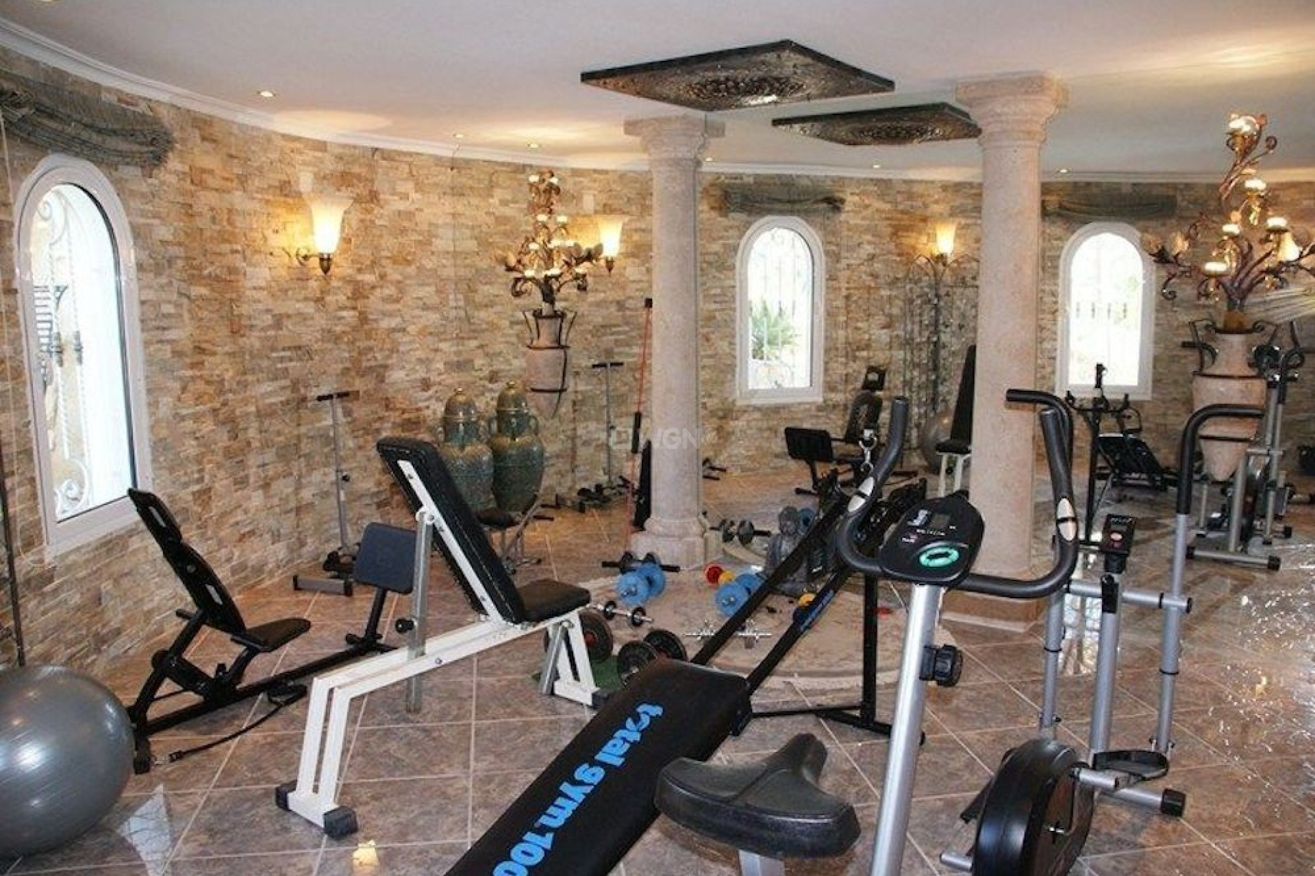 Resale - Villa - La Nucía - Costa Blanca