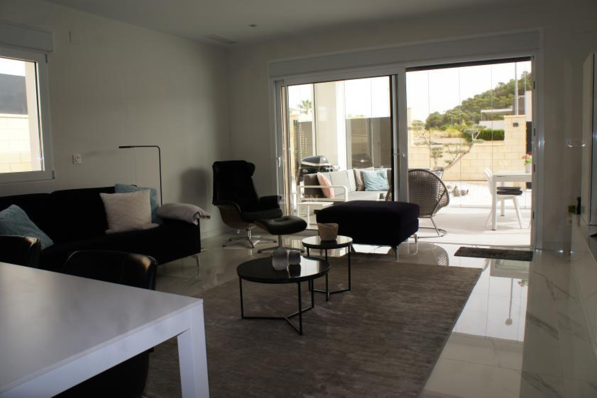 Resale - Villa - La Romana - Costa Blanca