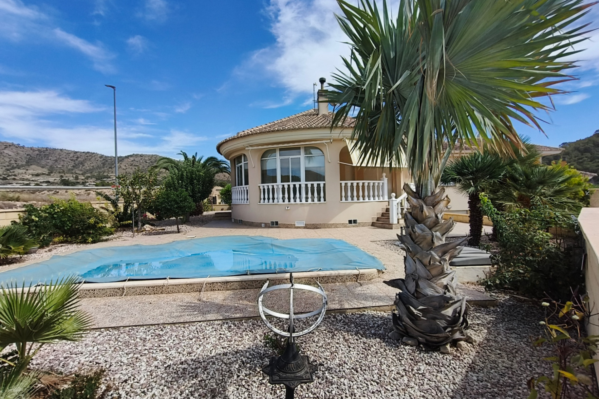 Resale - Villa - La Romana - Inland