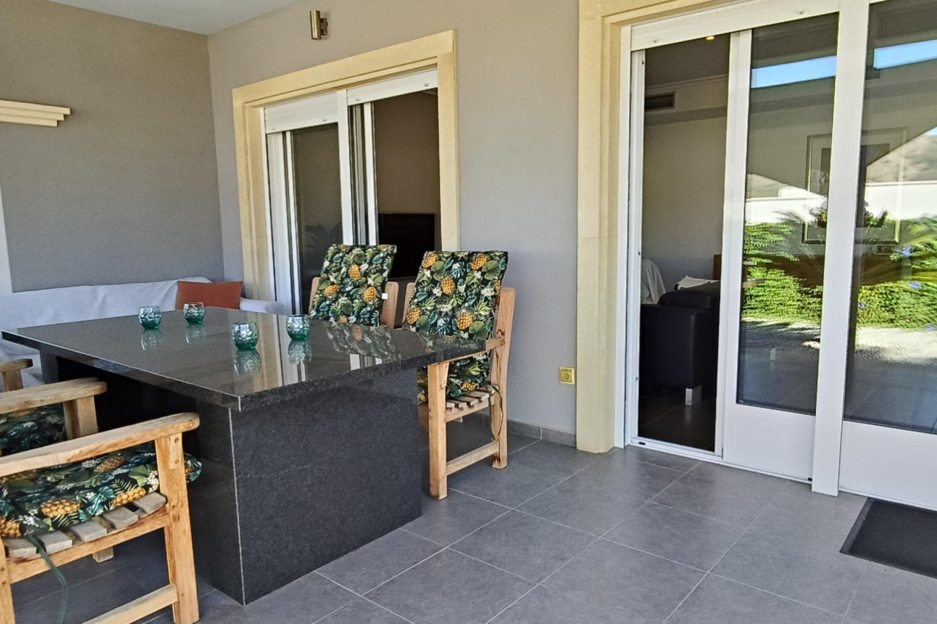 Resale - Villa - La Romana - Inland