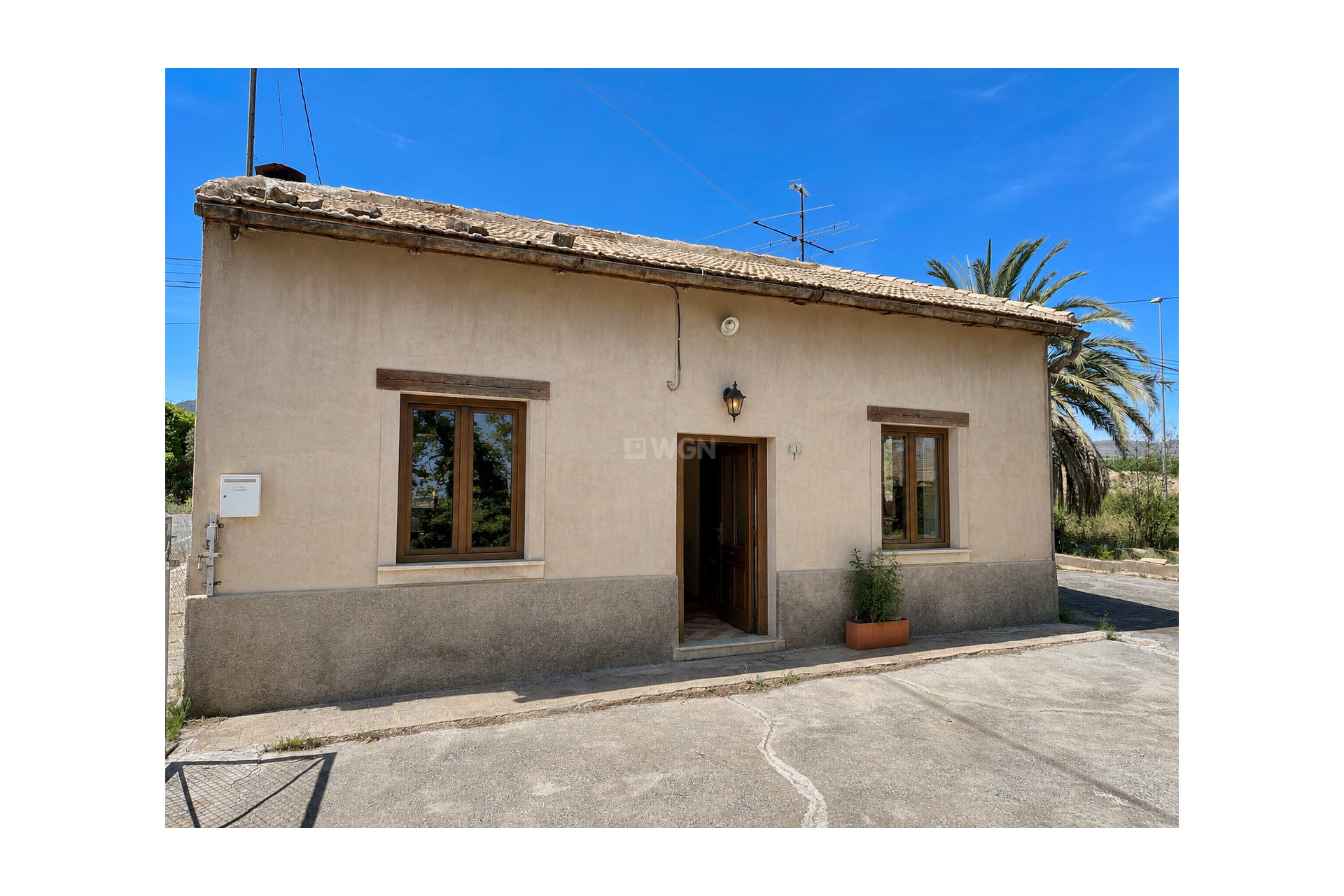 Resale - Villa - La Romana - Inland