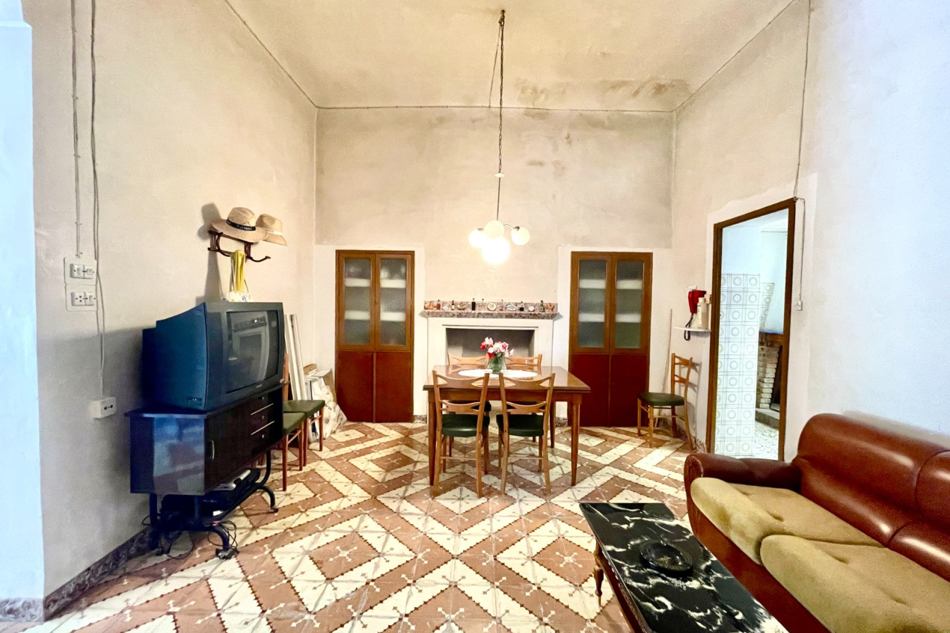 Resale - Villa - La Romana - Inland