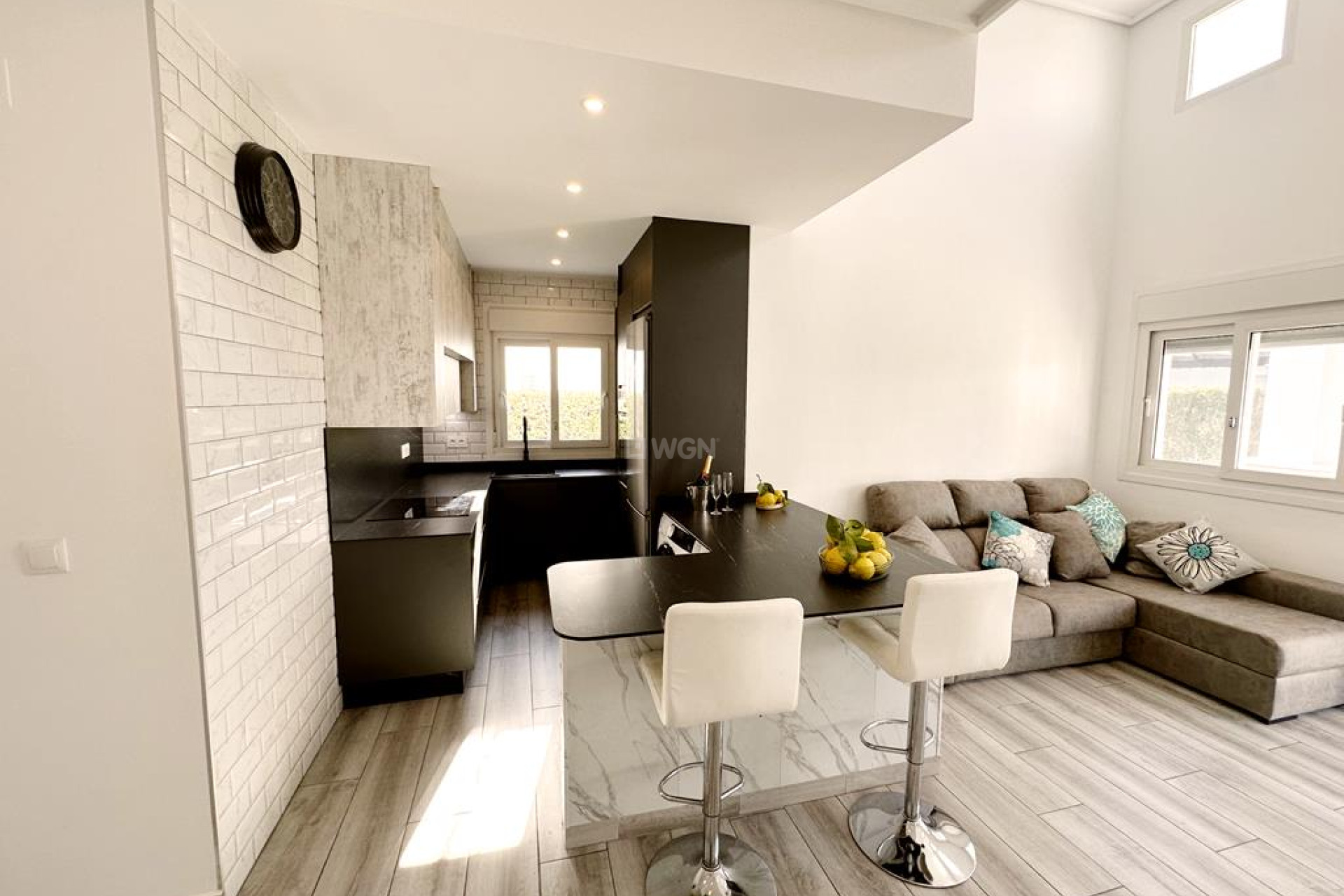 Resale - Villa - La Torre Golf Resort - Inland