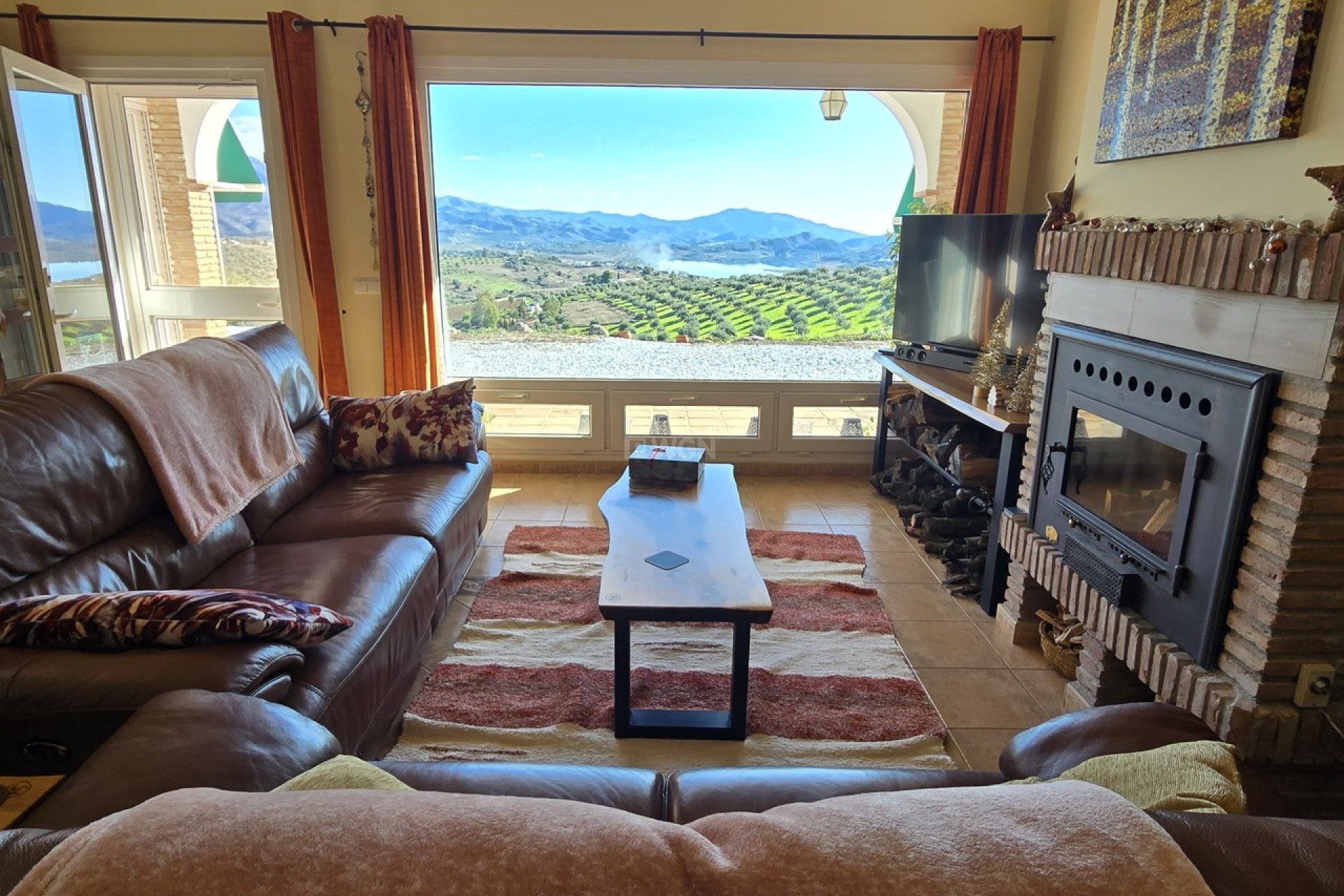 Resale - Villa - La Vinuela - Inland