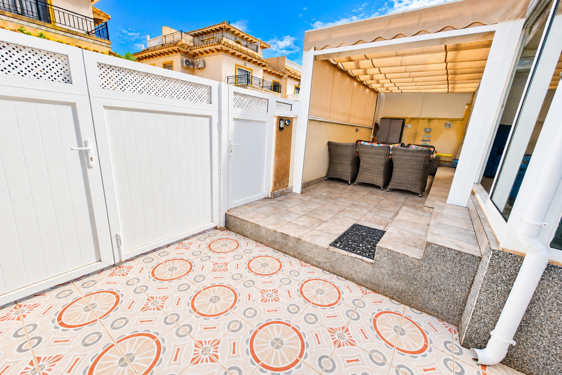 Resale - Villa - La Zenia - Costa Blanca