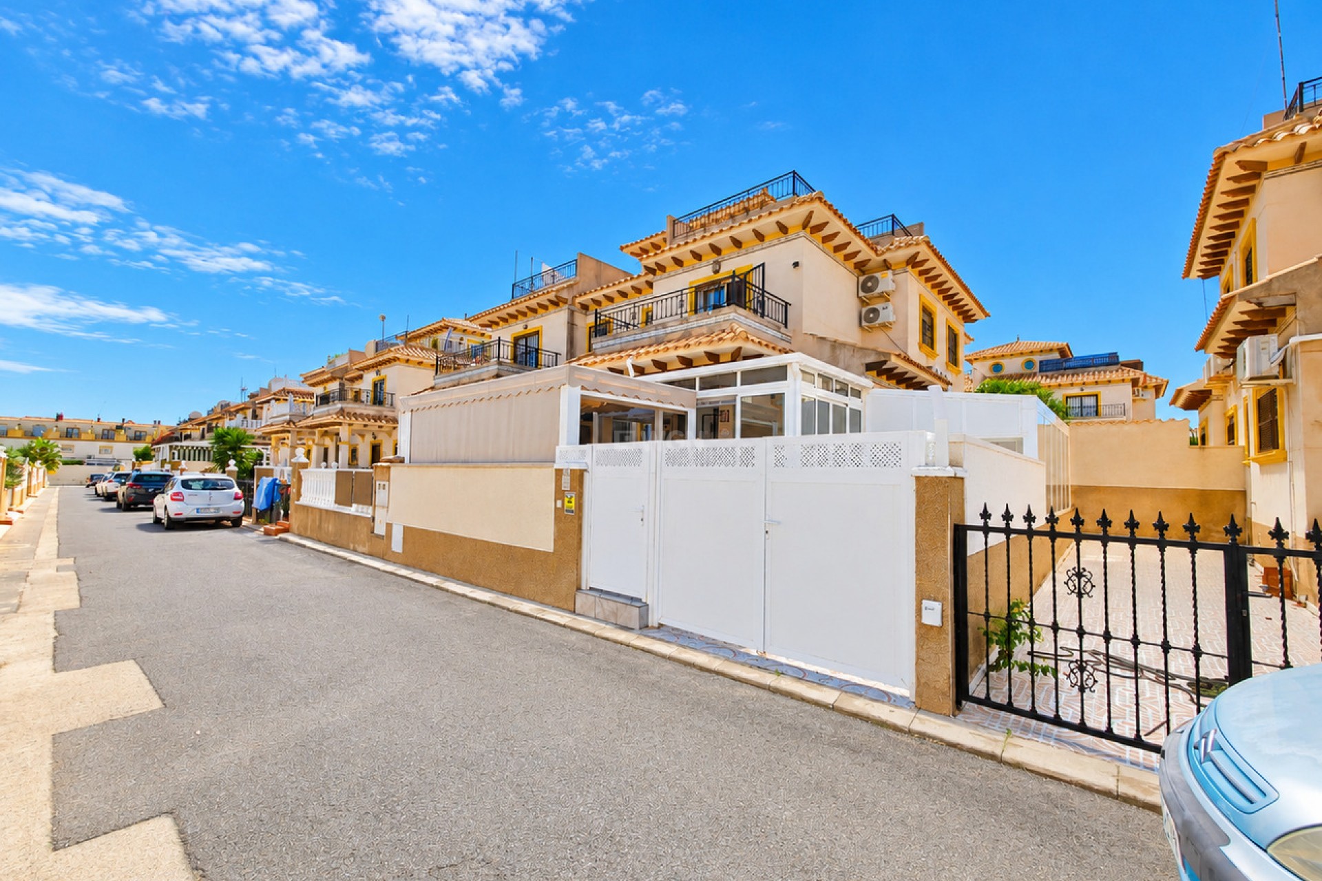 Resale - Villa - La Zenia - Costa Blanca