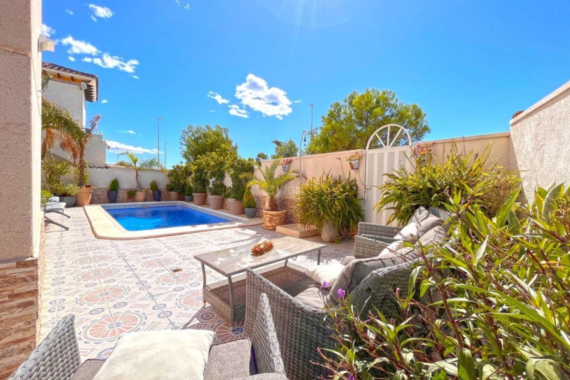 Resale - Villa - La Zenia - Costa Blanca