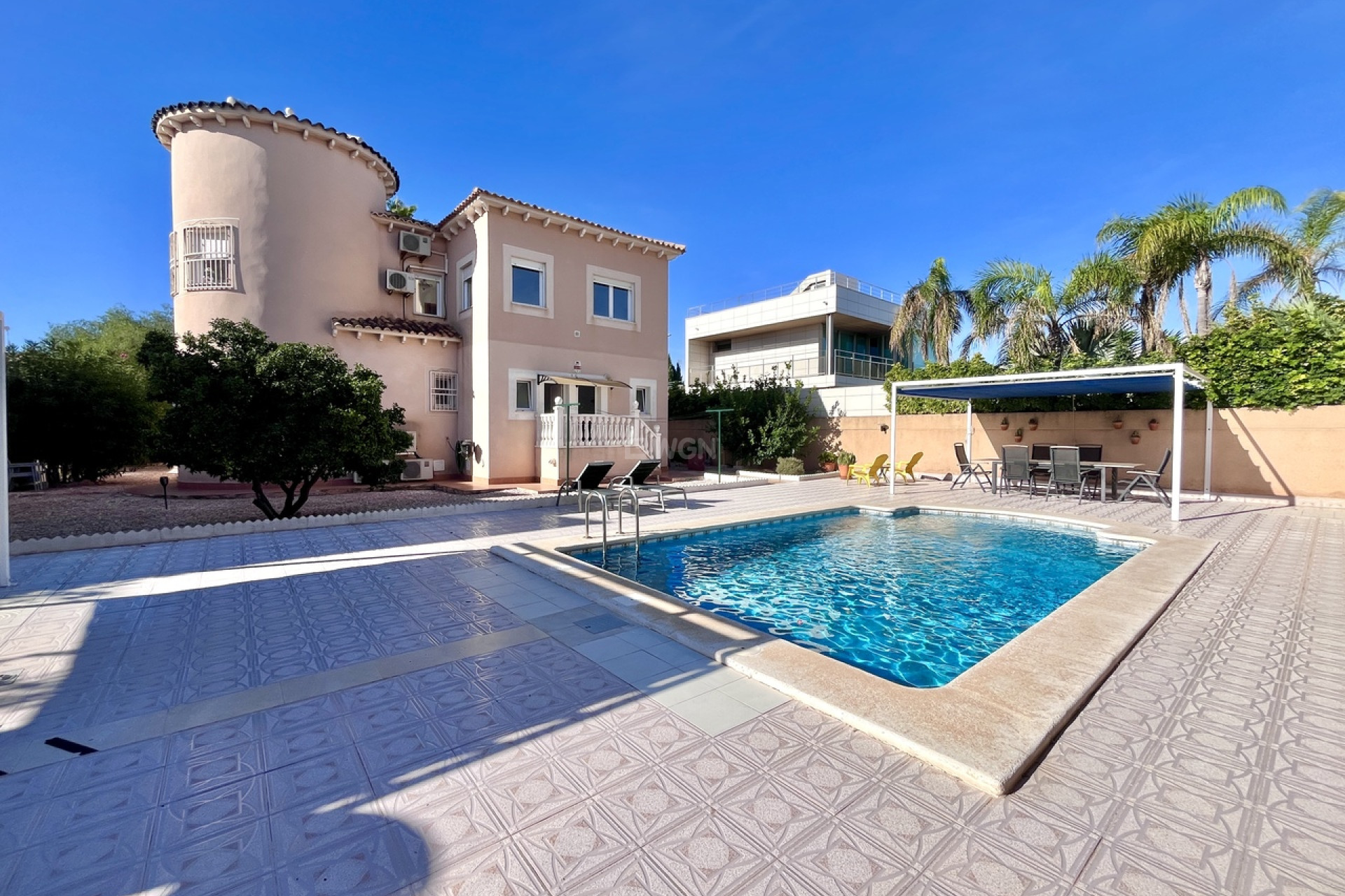 Resale - Villa - La Zenia - Costa Blanca