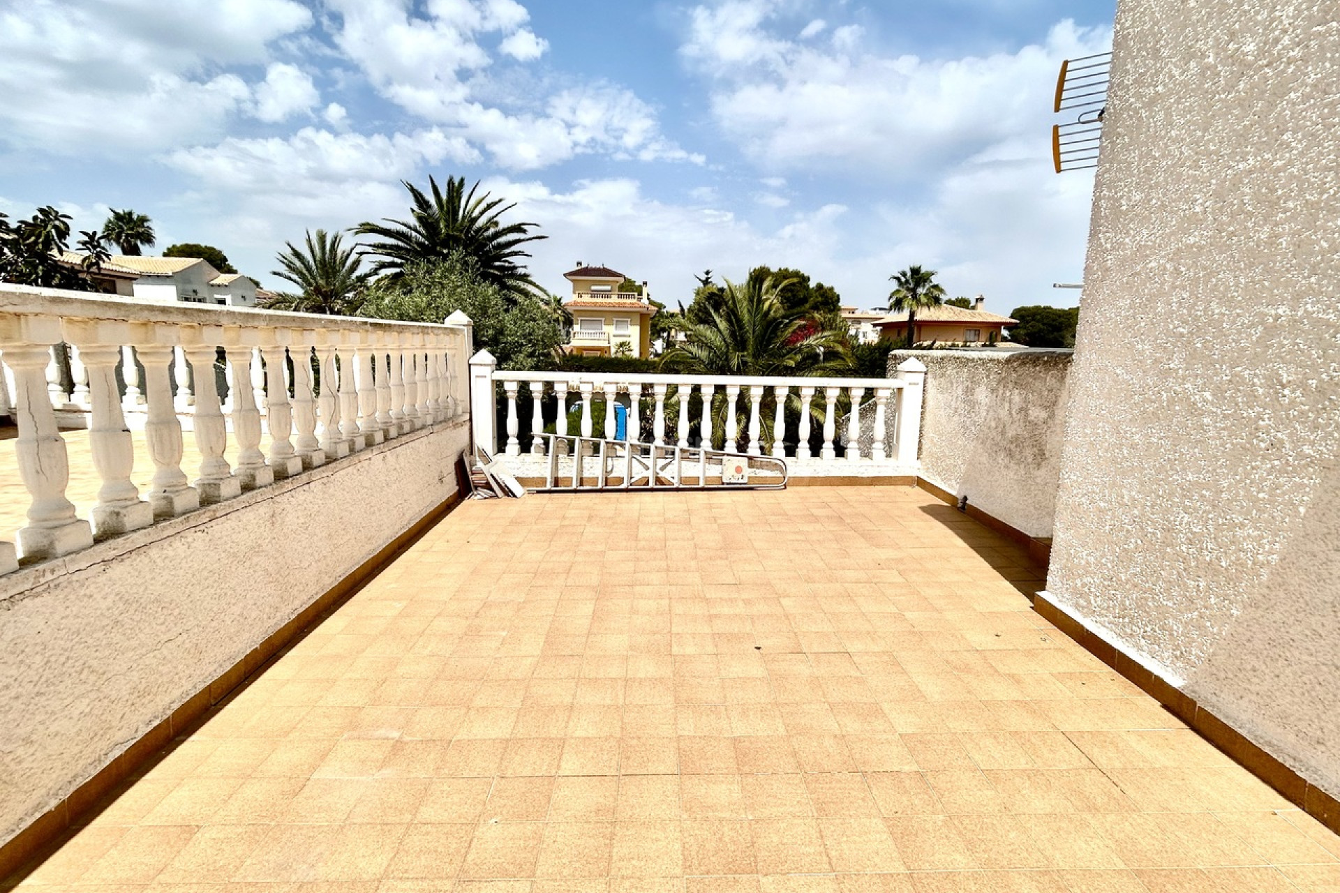 Resale - Villa - La Zenia - Costa Blanca