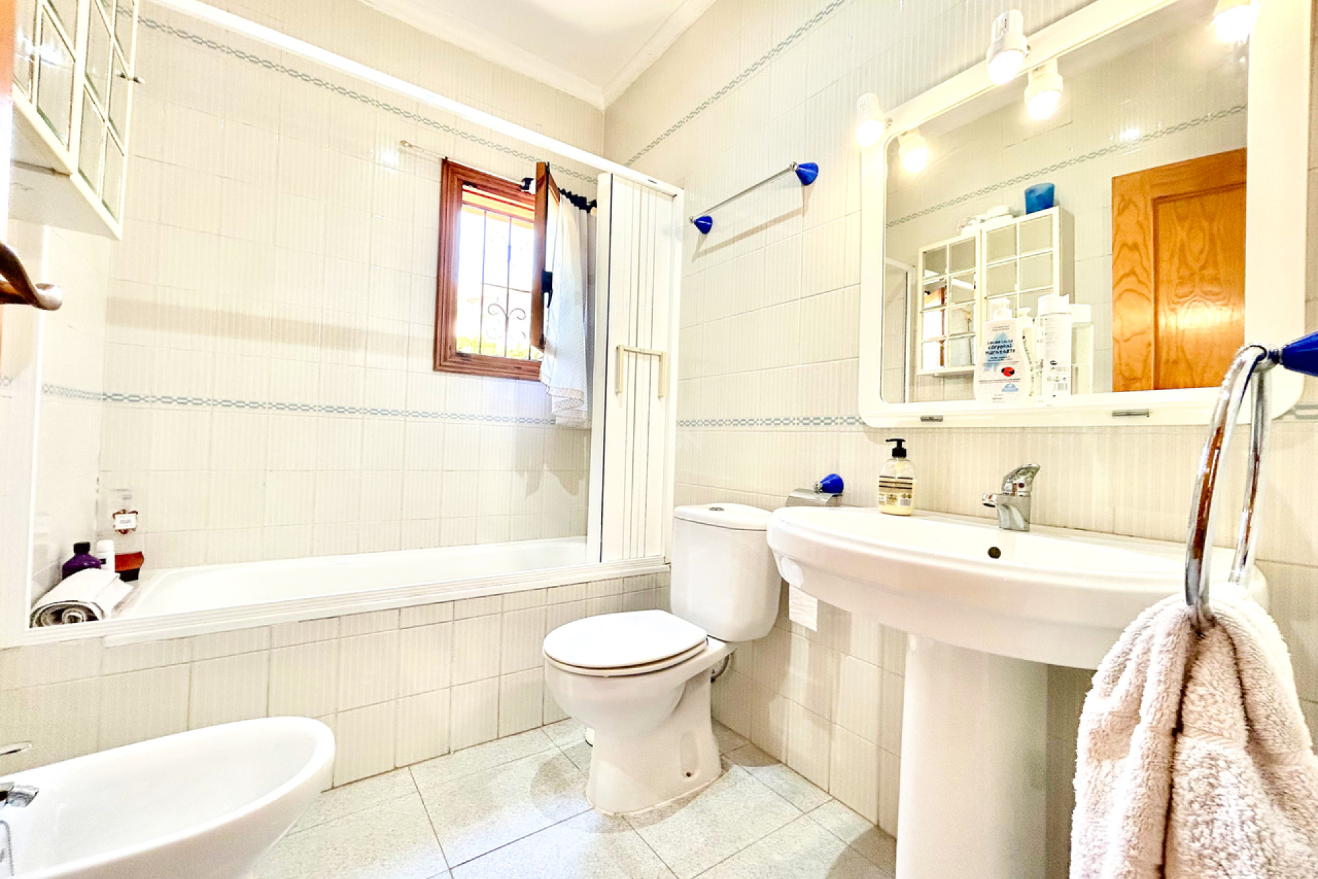 Resale - Villa - La Zenia - Costa Blanca