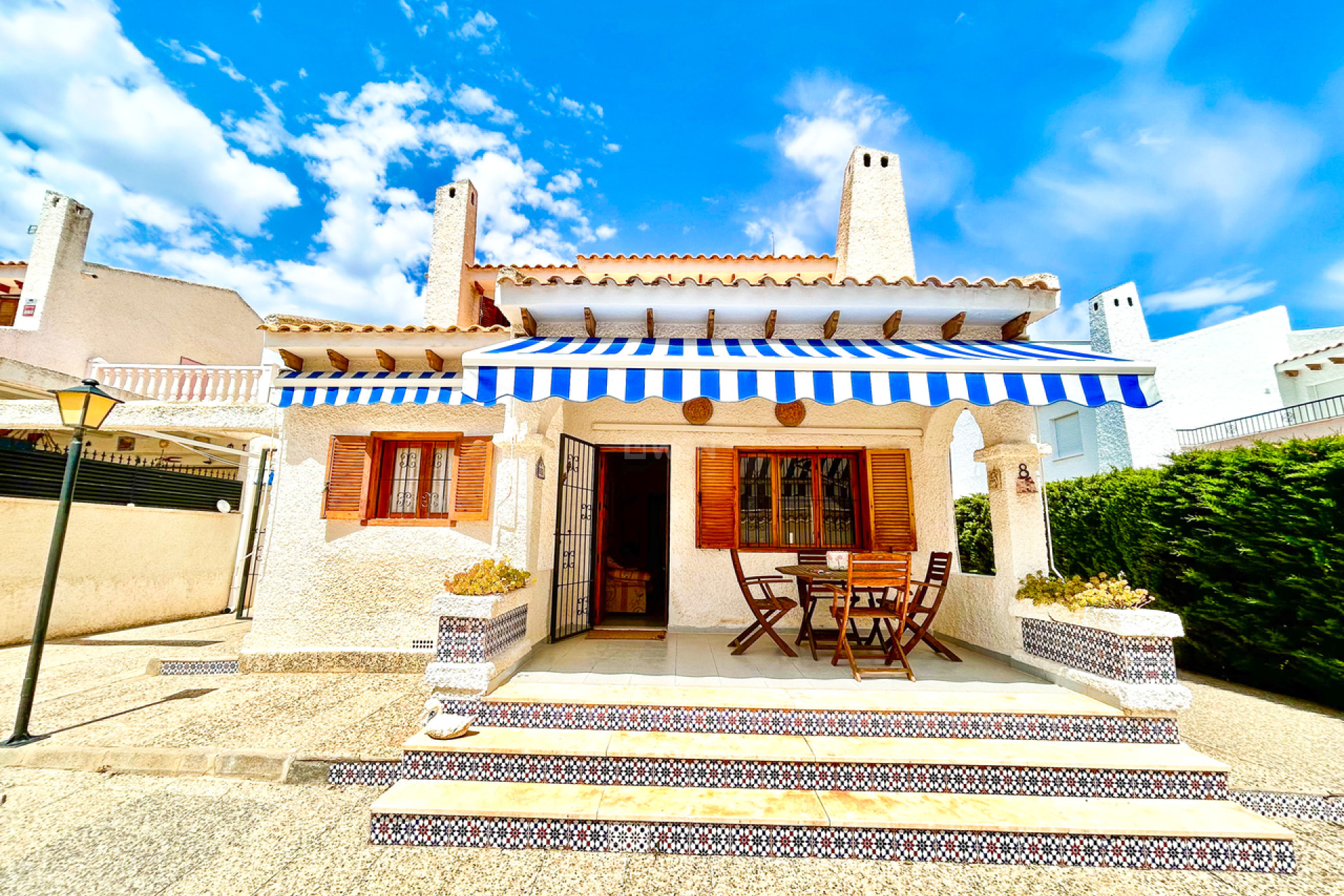 Resale - Villa - La Zenia - Costa Blanca