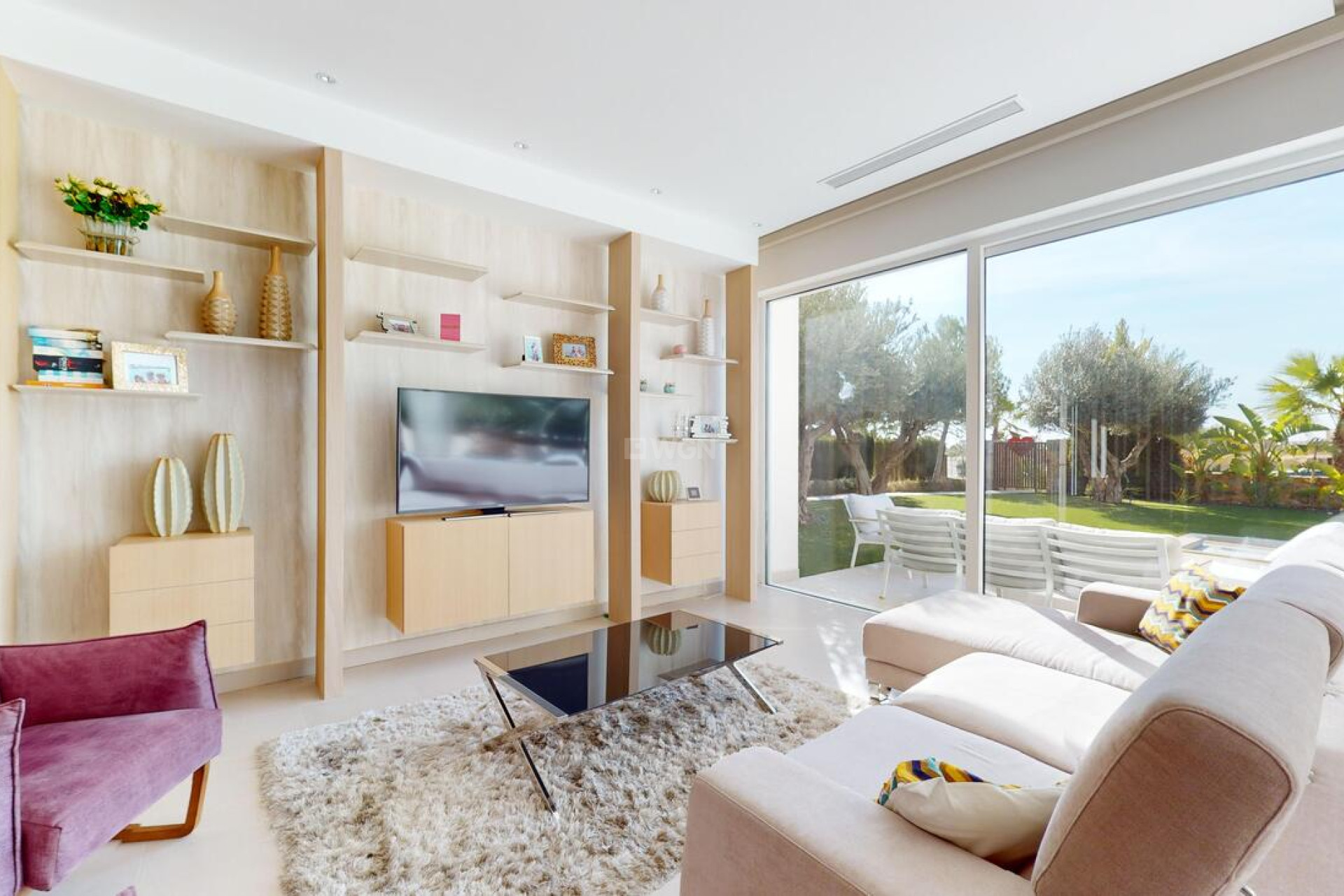 Resale - Villa - Las Colinas Golf - Almendro