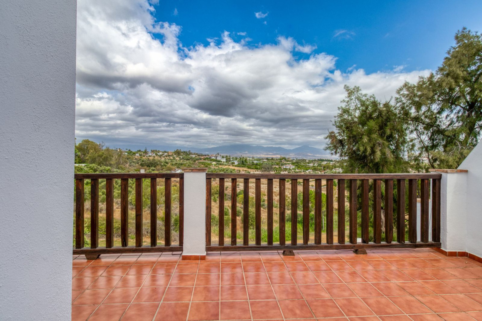 Resale - Villa - Lauro Golf - Inland