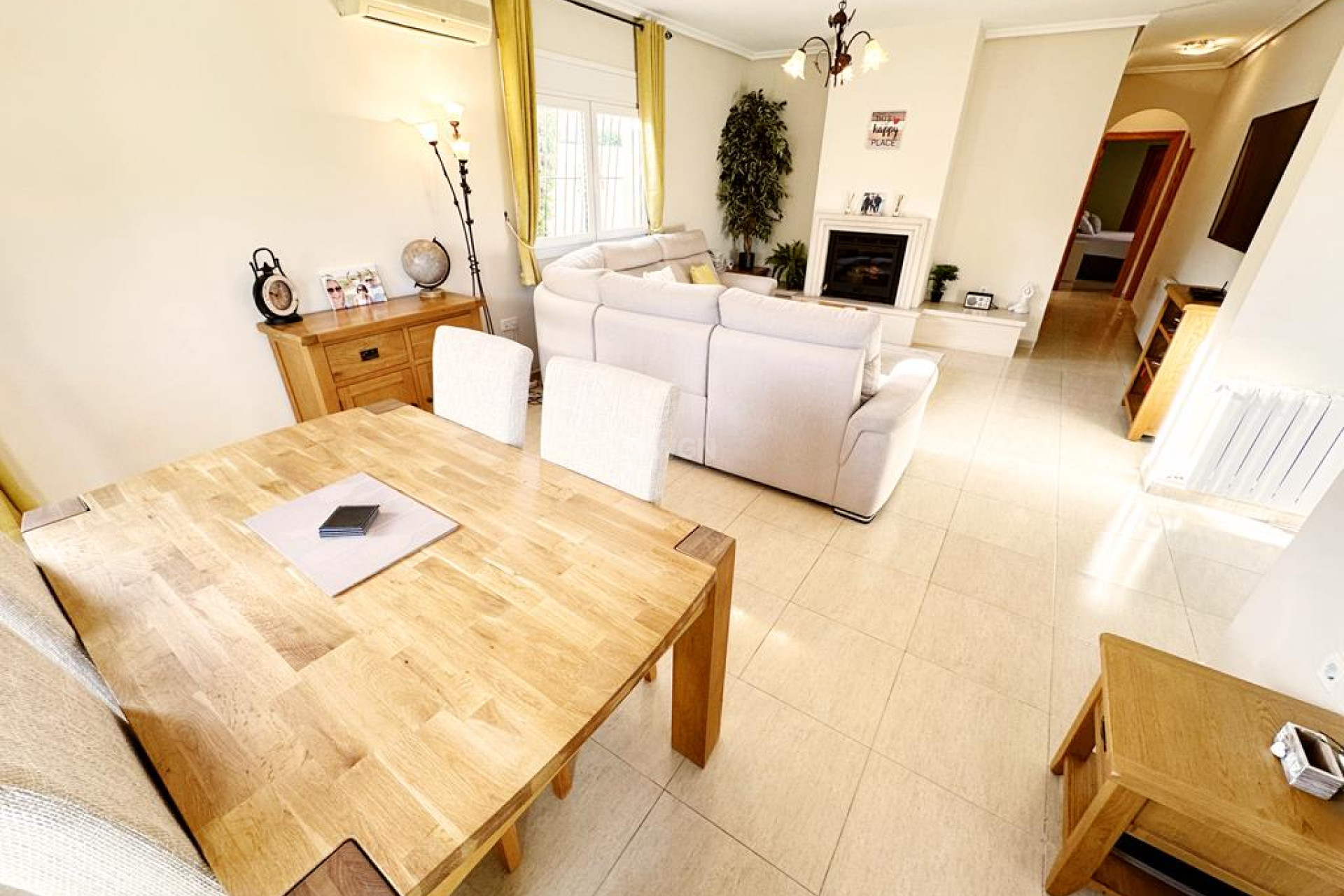 Resale - Villa - Lo Santiago - Inland