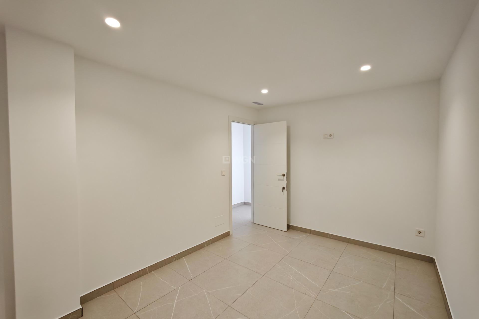 Resale - Villa - Los Alcázares - Dolores de Pacheco-Santa Rosalía