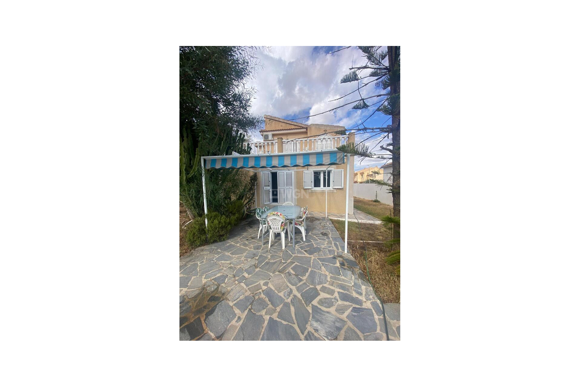 Resale - Villa - Los Balcones - Costa Blanca