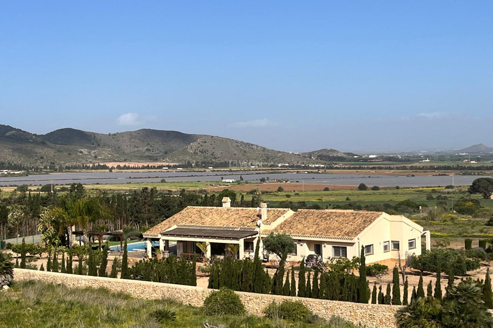 Resale - Villa - Los Belones - Inland