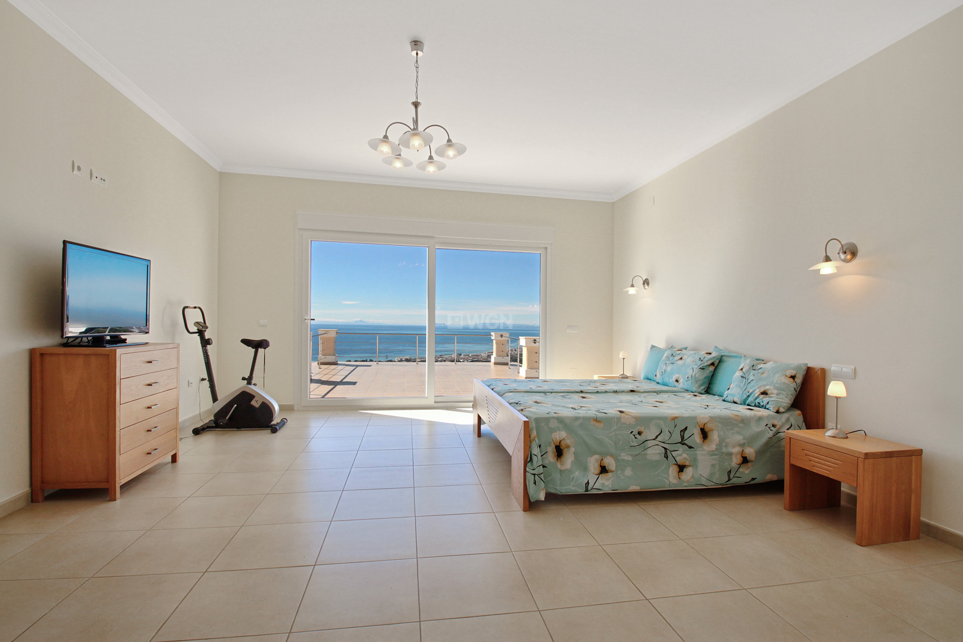 Resale - Villa - Los Monteros - Costa del Sol