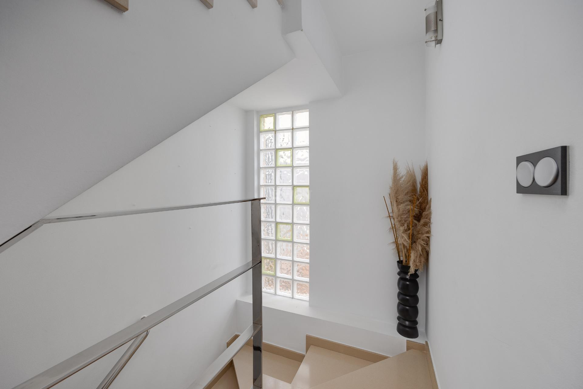 Resale - Villa - Los Montesinos - La Herrada