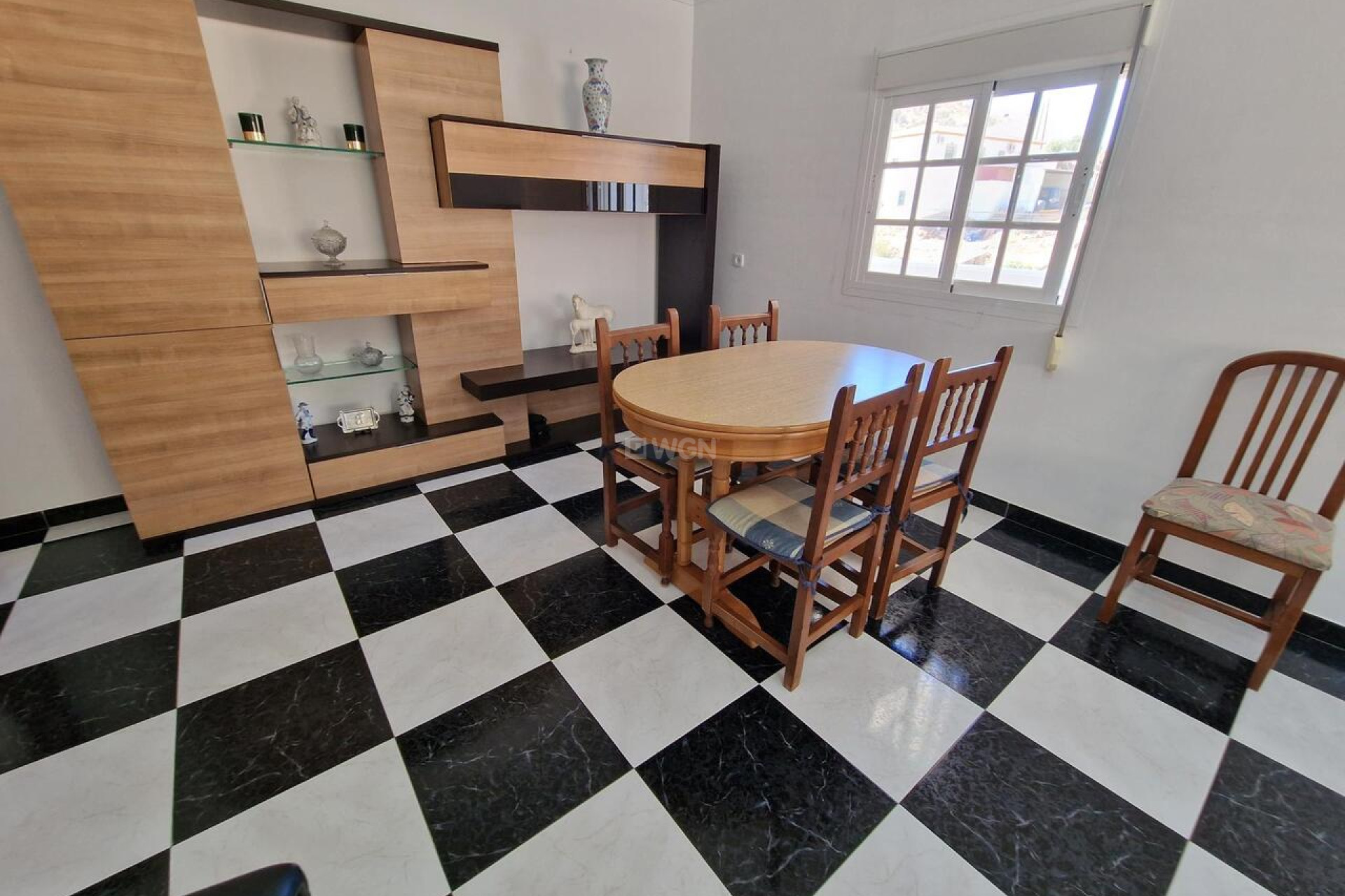 Resale - Villa - Los Romanes - Inland