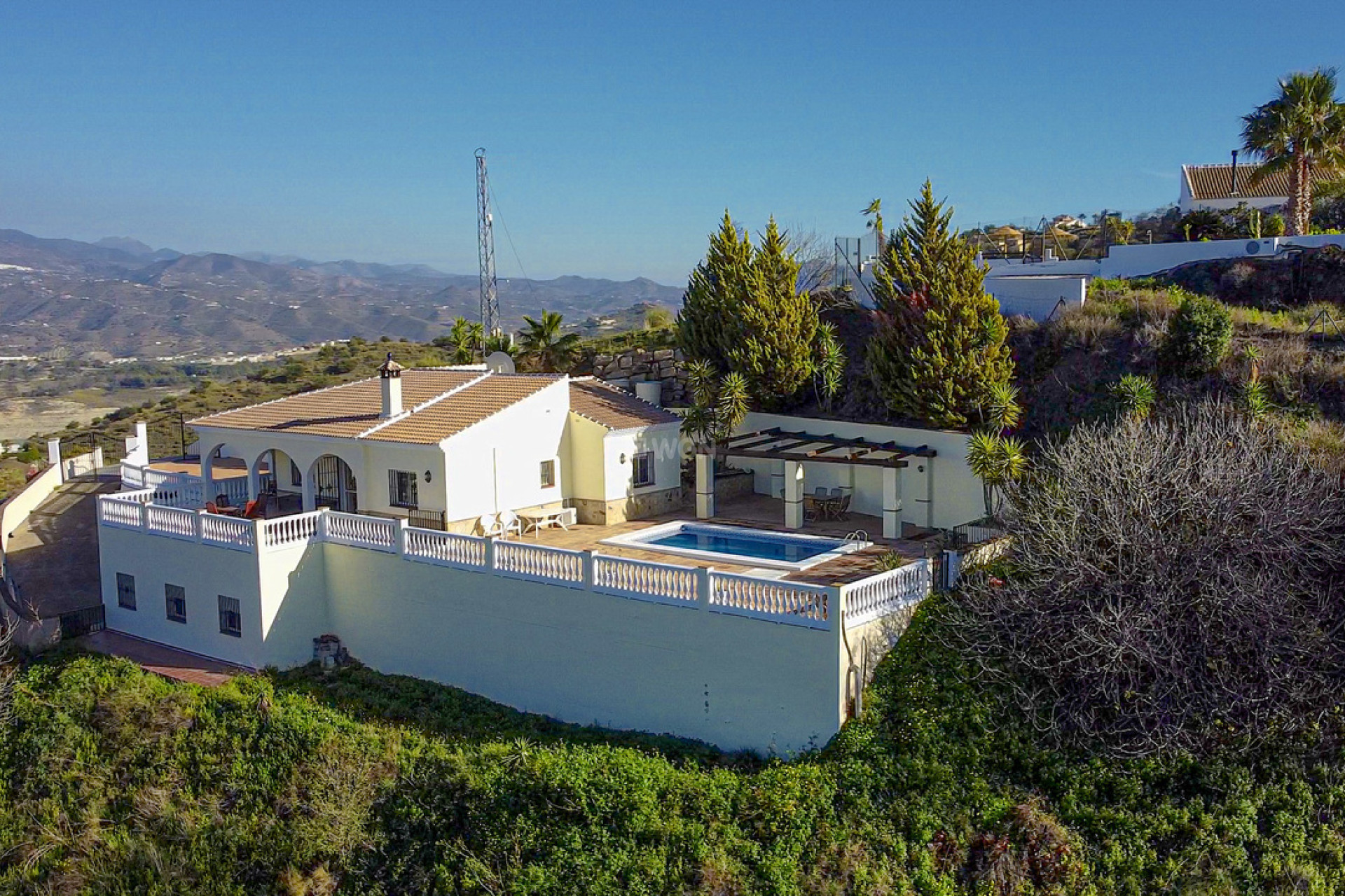 Resale - Villa - Los Romanes - Inland