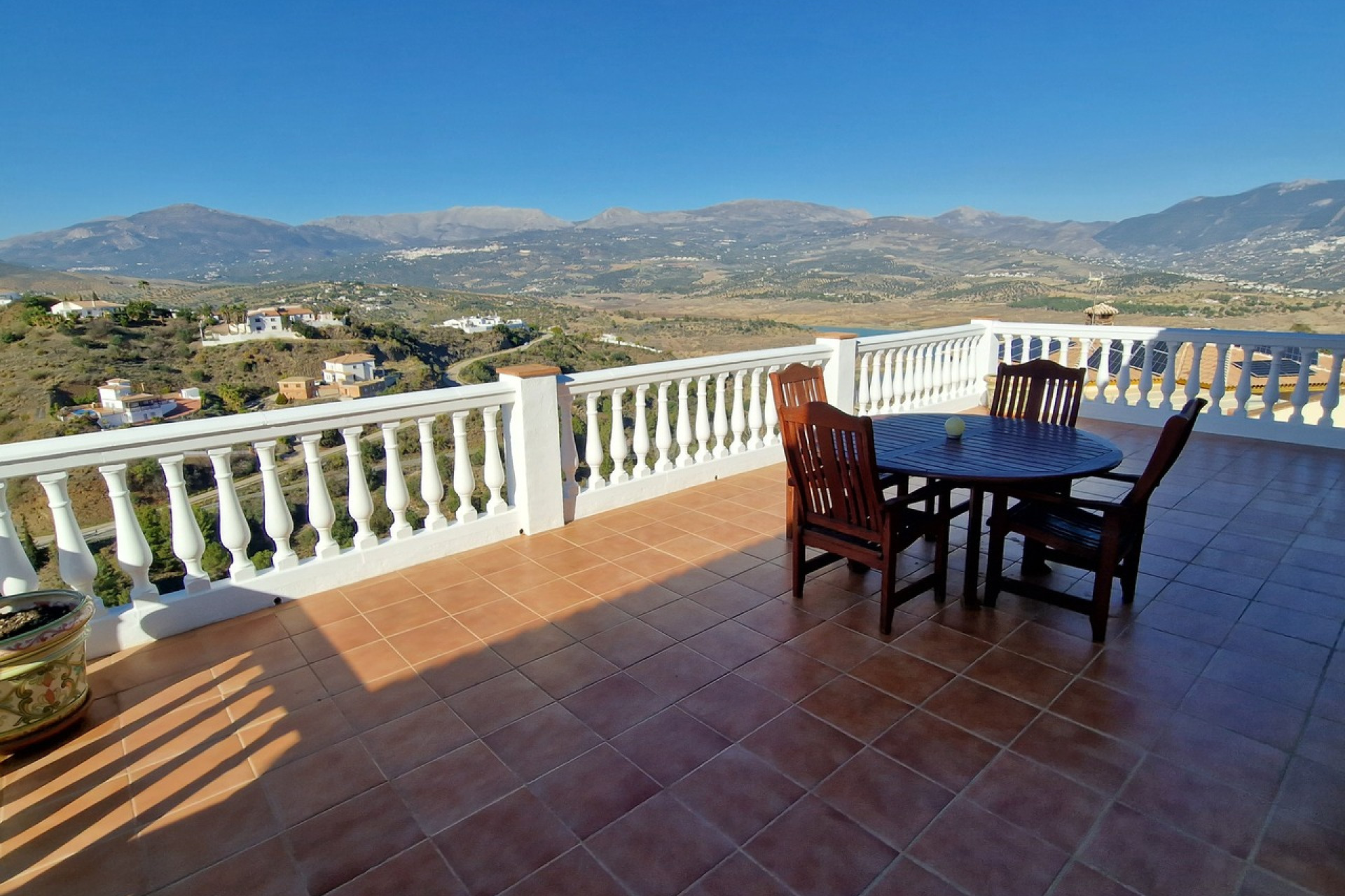 Resale - Villa - Los Romanes - Inland