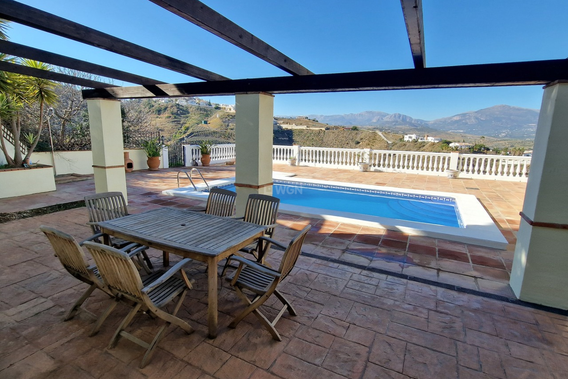 Resale - Villa - Los Romanes - Inland