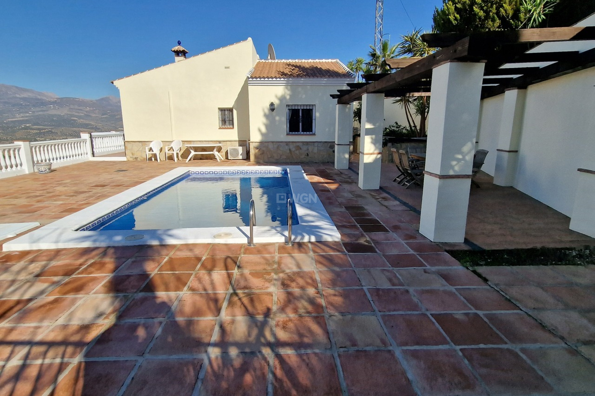Resale - Villa - Los Romanes - Inland