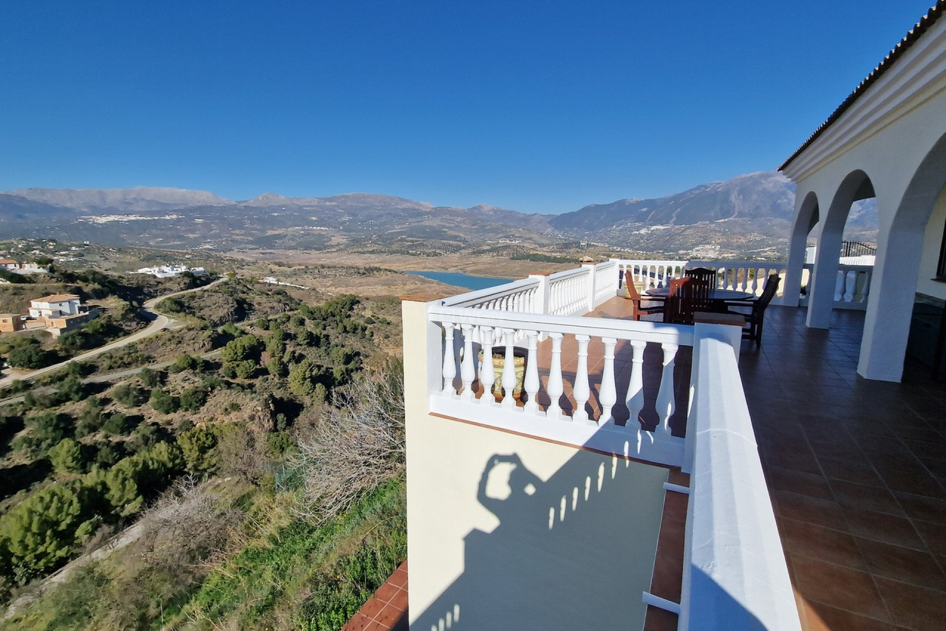 Resale - Villa - Los Romanes - Inland