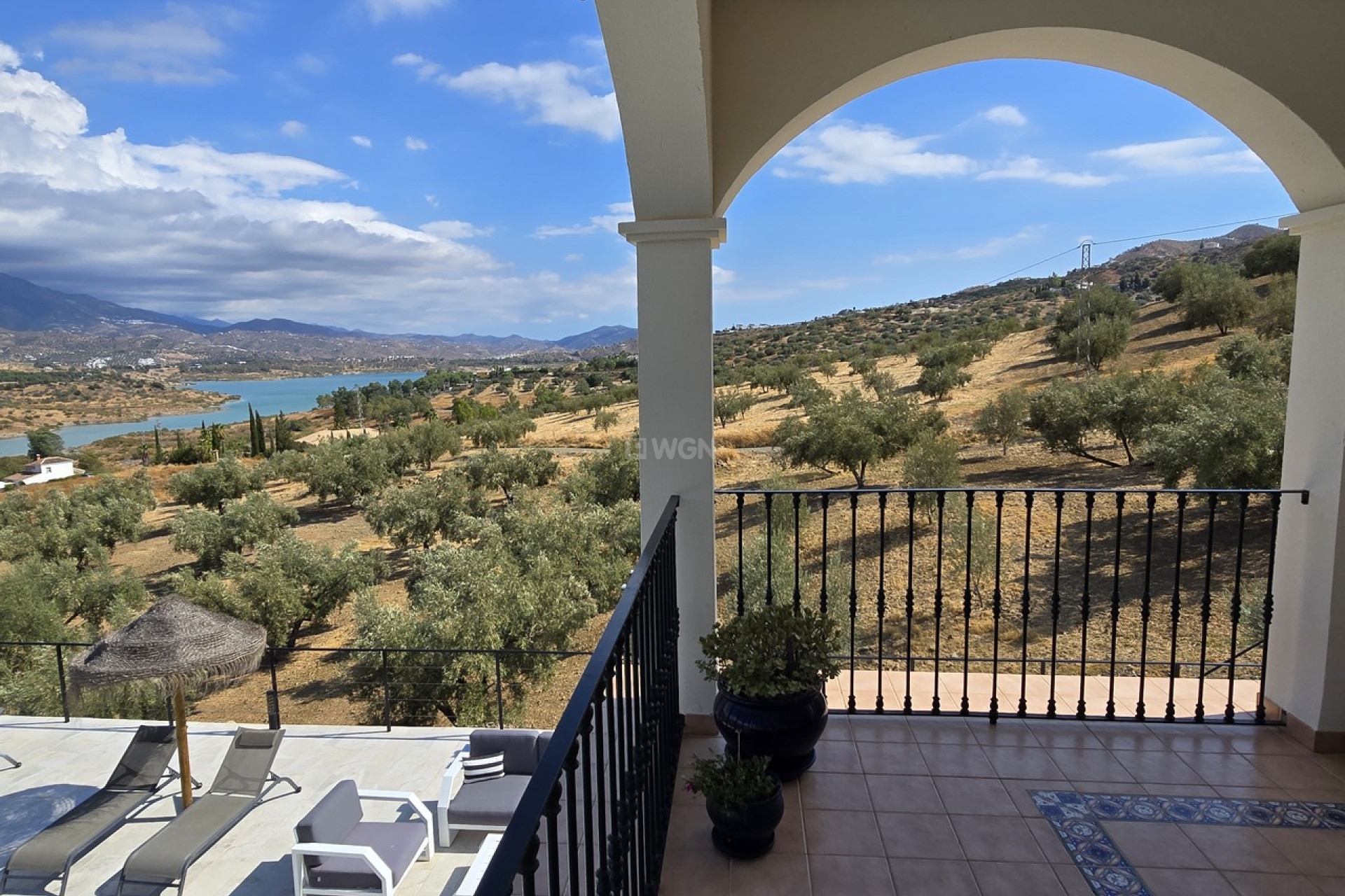 Resale - Villa - Los Romanes - Inland