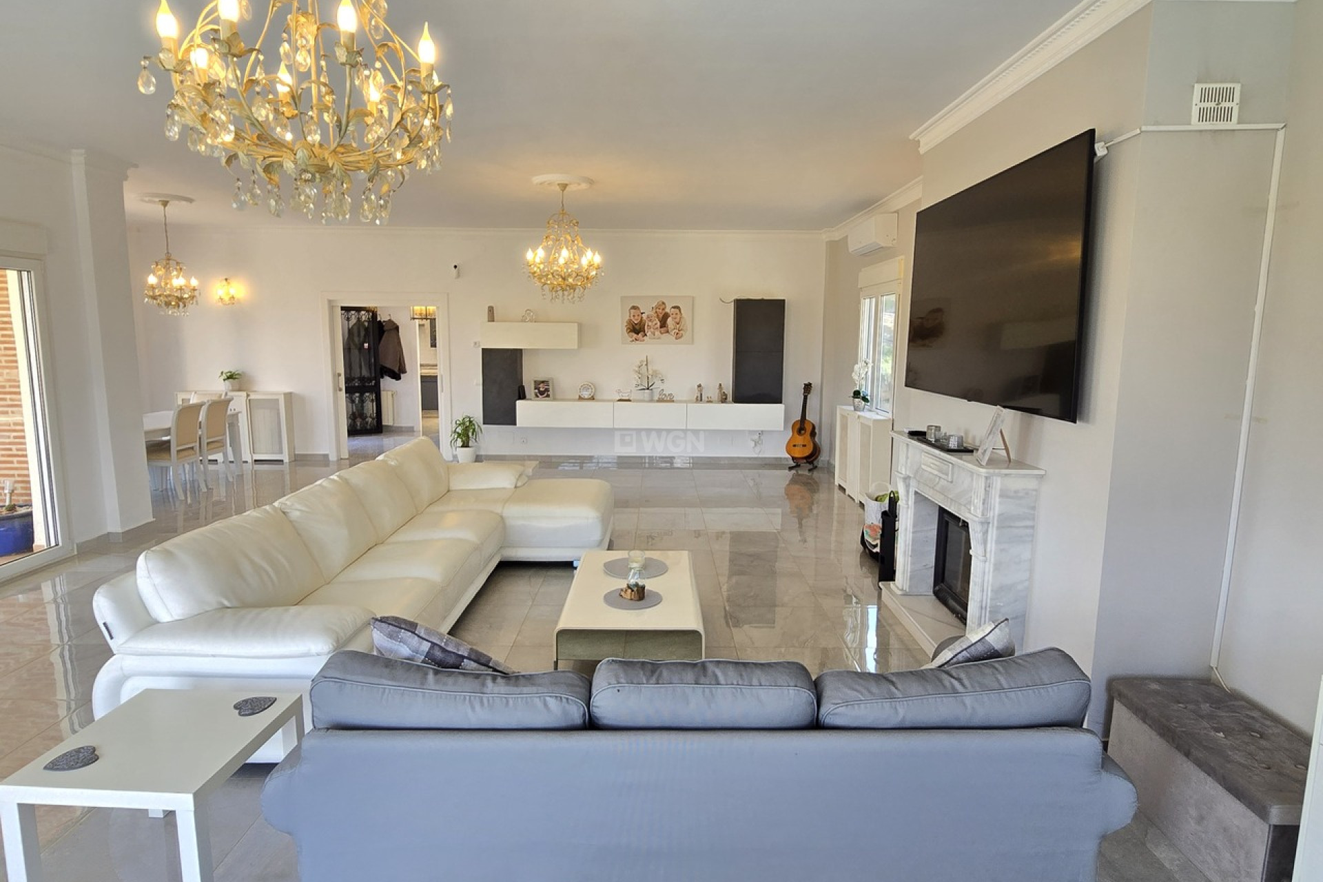 Resale - Villa - Los Romanes - Inland