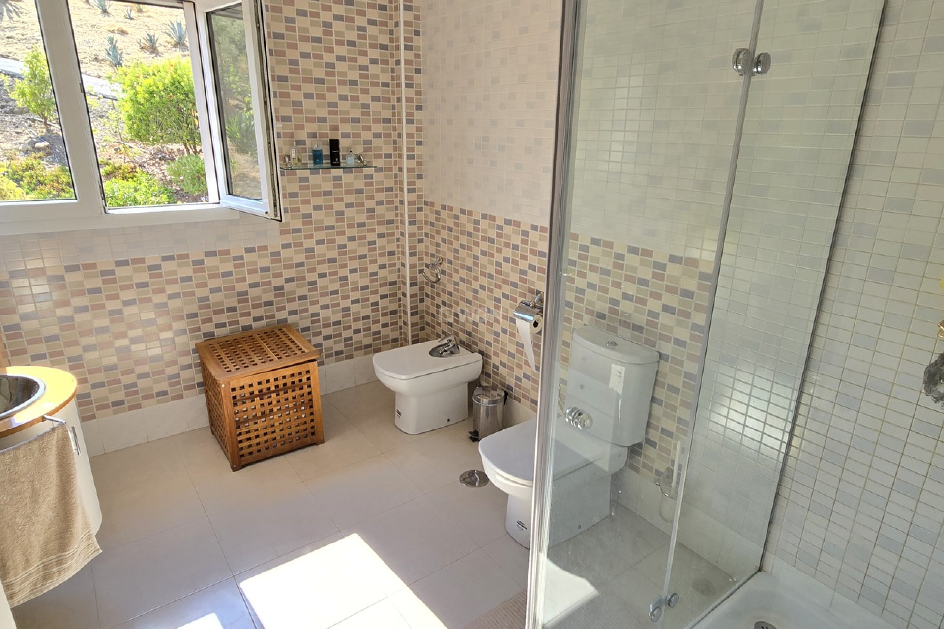 Resale - Villa - Los Romanes - Inland