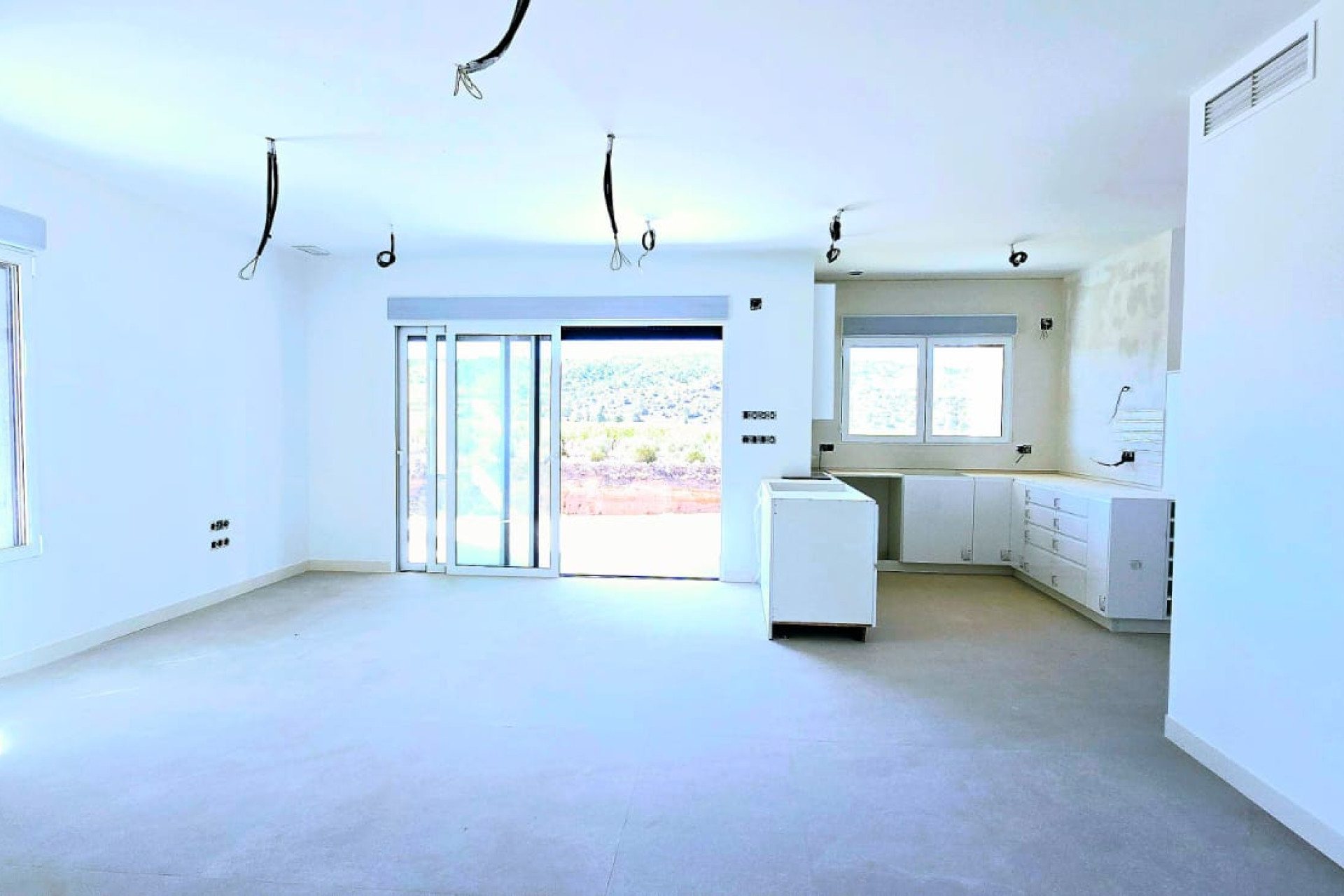 Resale - Villa - Macisvenda - Inland