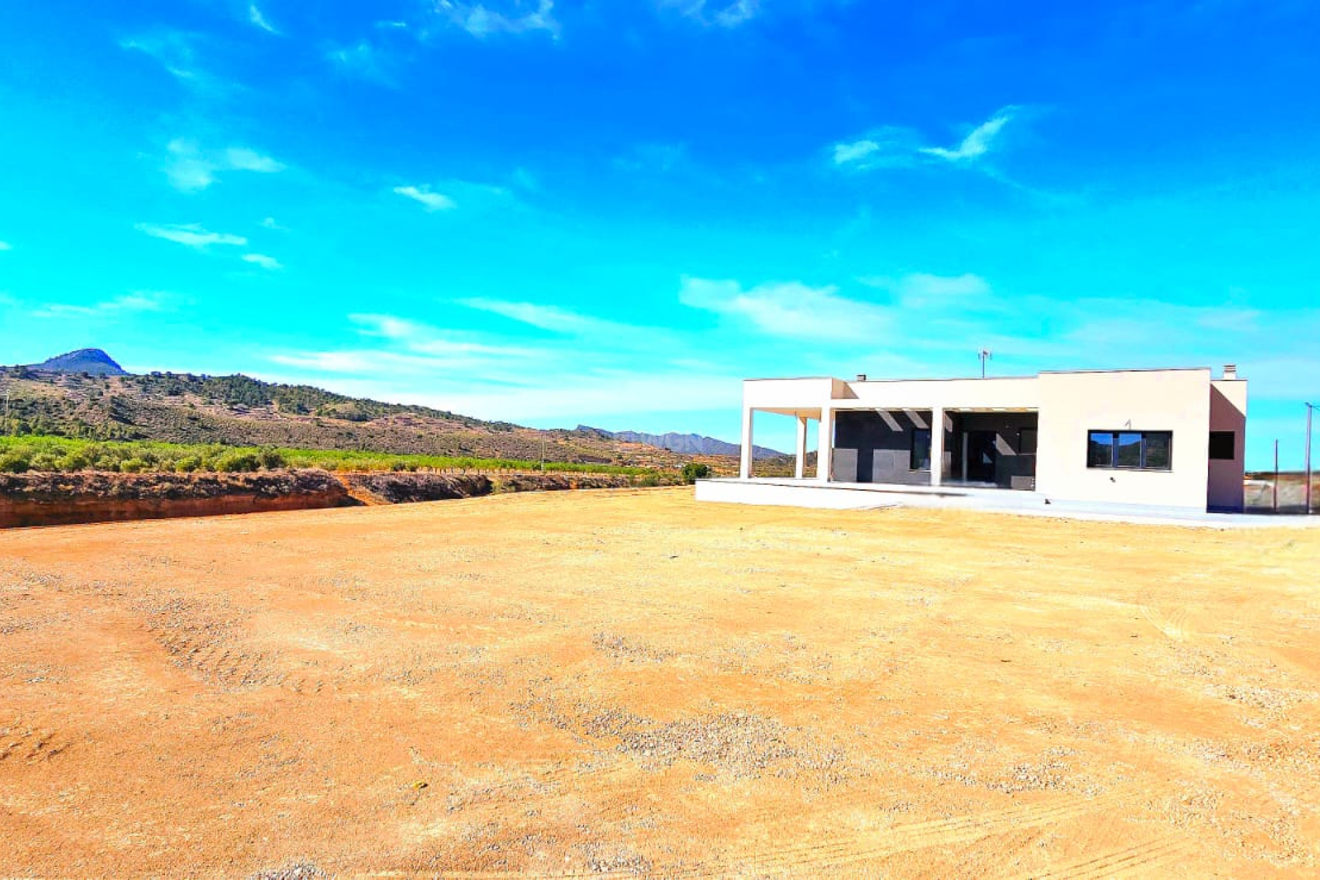 Resale - Villa - Macisvenda - Inland