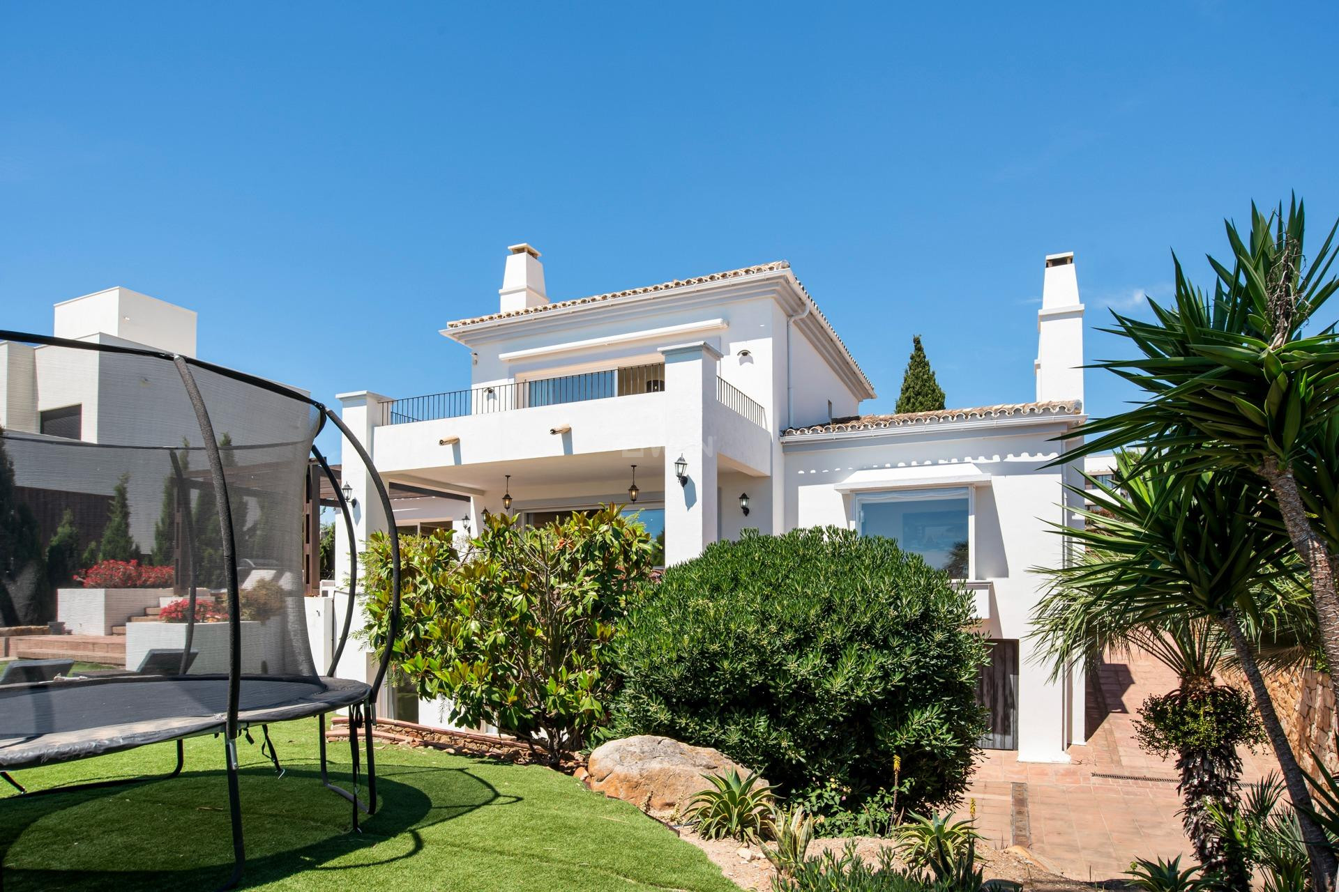 Resale - Villa - Manilva - Bahia De Las Rocas